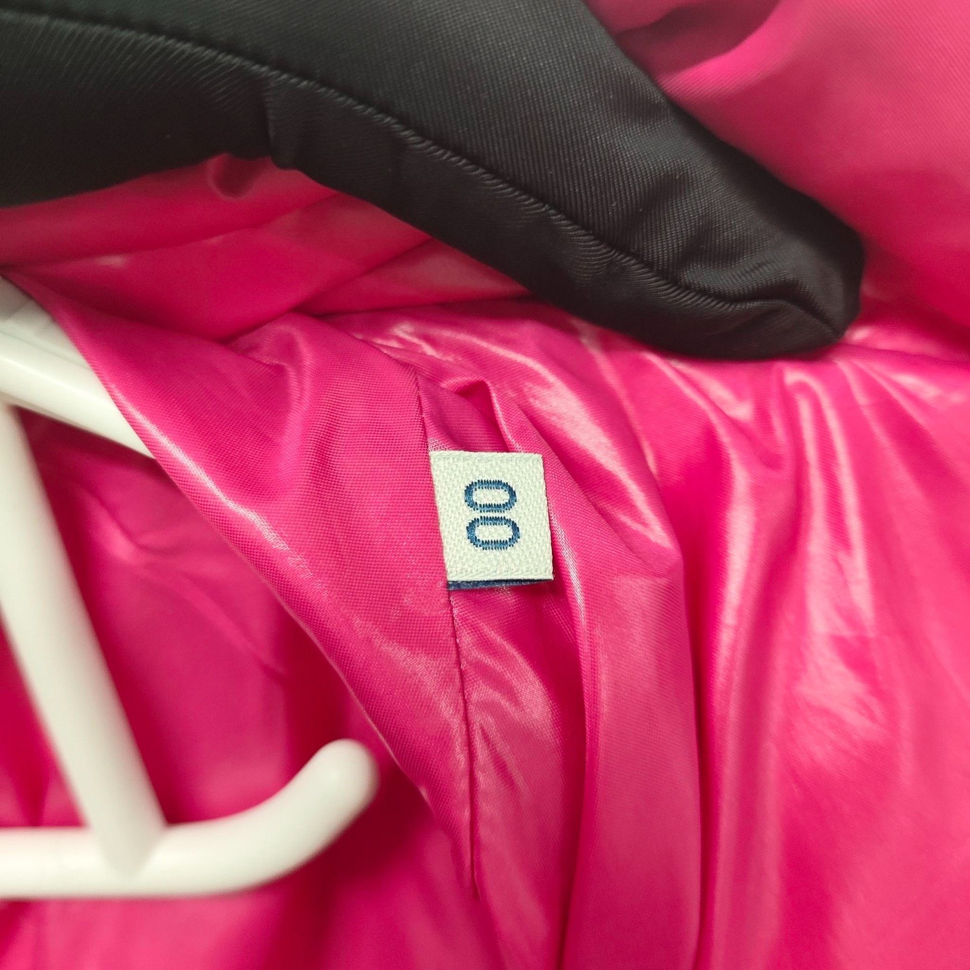 Moncler Moncler Velvet Cropped Red Down Jacket XS Women Size XS / US 0-2 / IT 36-38 - 3 Thumbnail