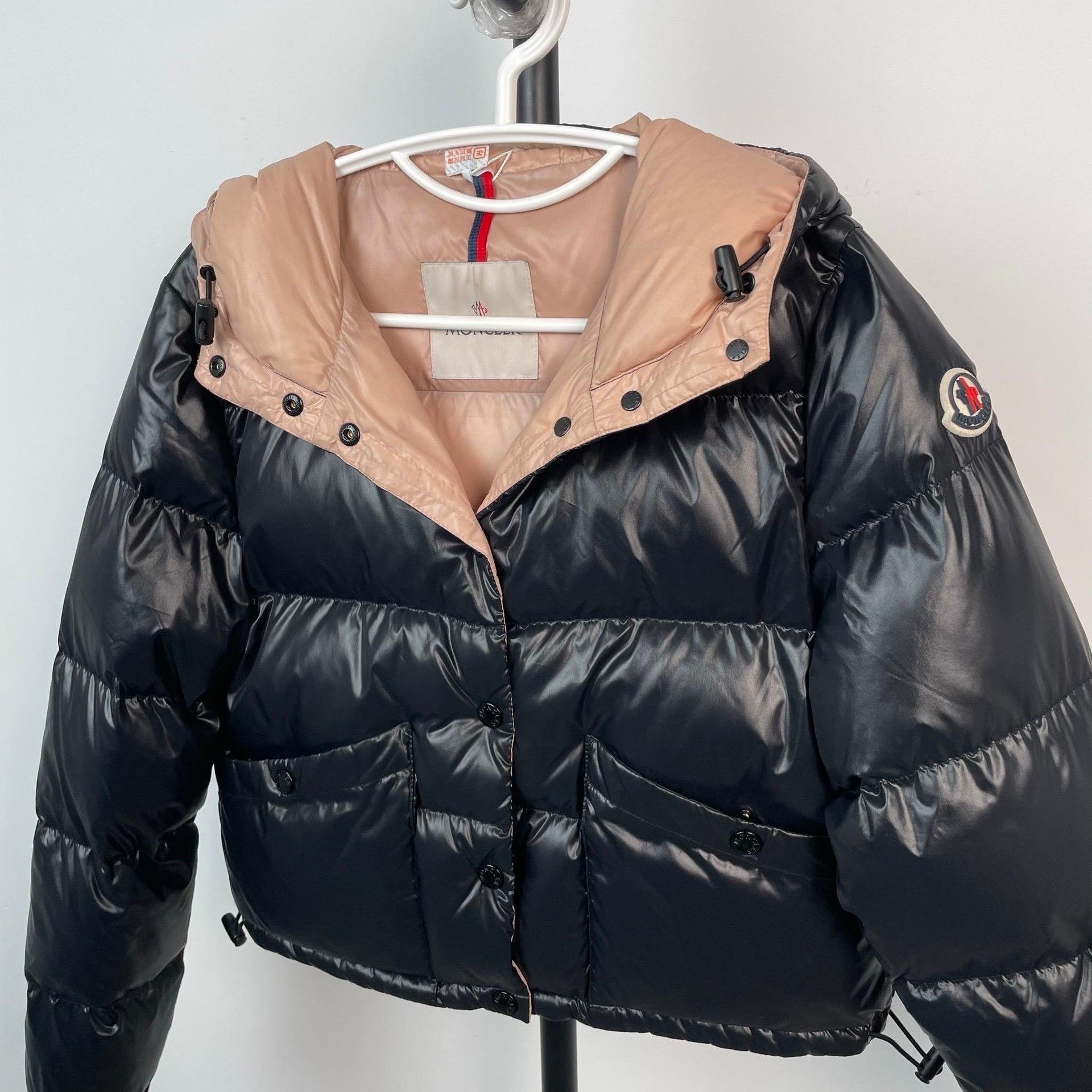 Moncler Moncler Down Cropped Pink Down Jacket XS Women Size XS / US 0-2 / IT 36-38 - 3 Thumbnail