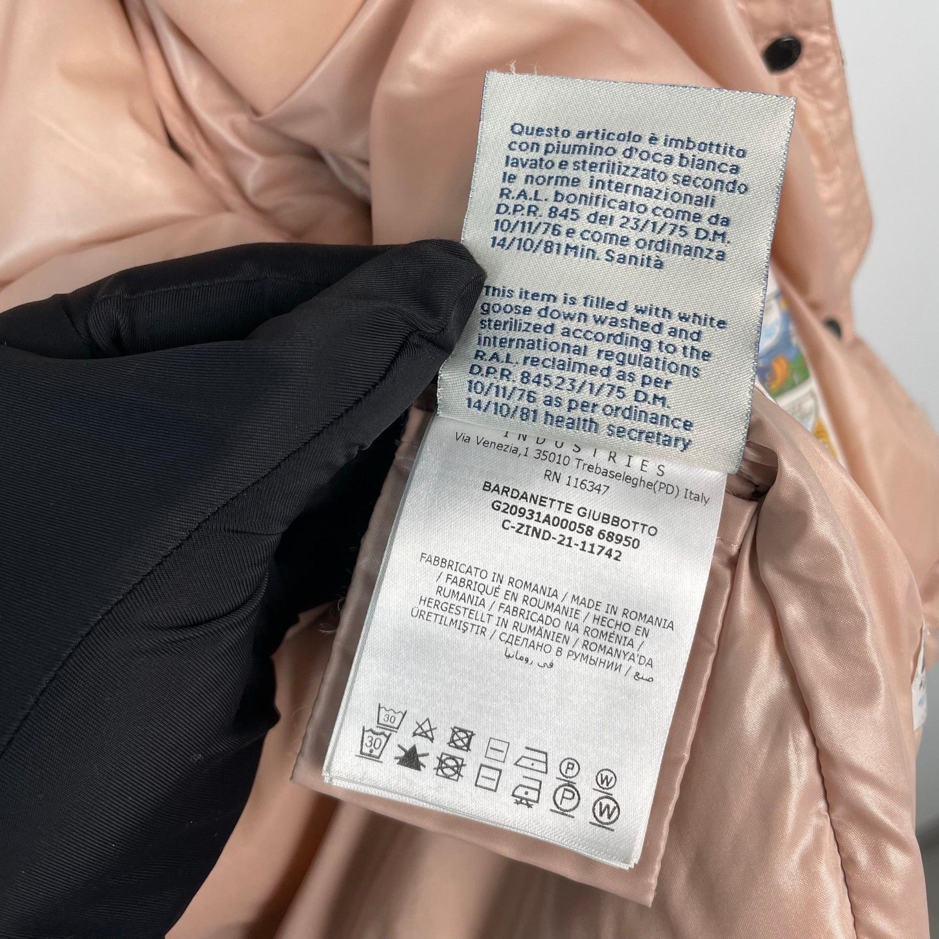 Moncler Moncler Down Cropped Pink Down Jacket XS Women Size XS / US 0-2 / IT 36-38 - 8 Thumbnail