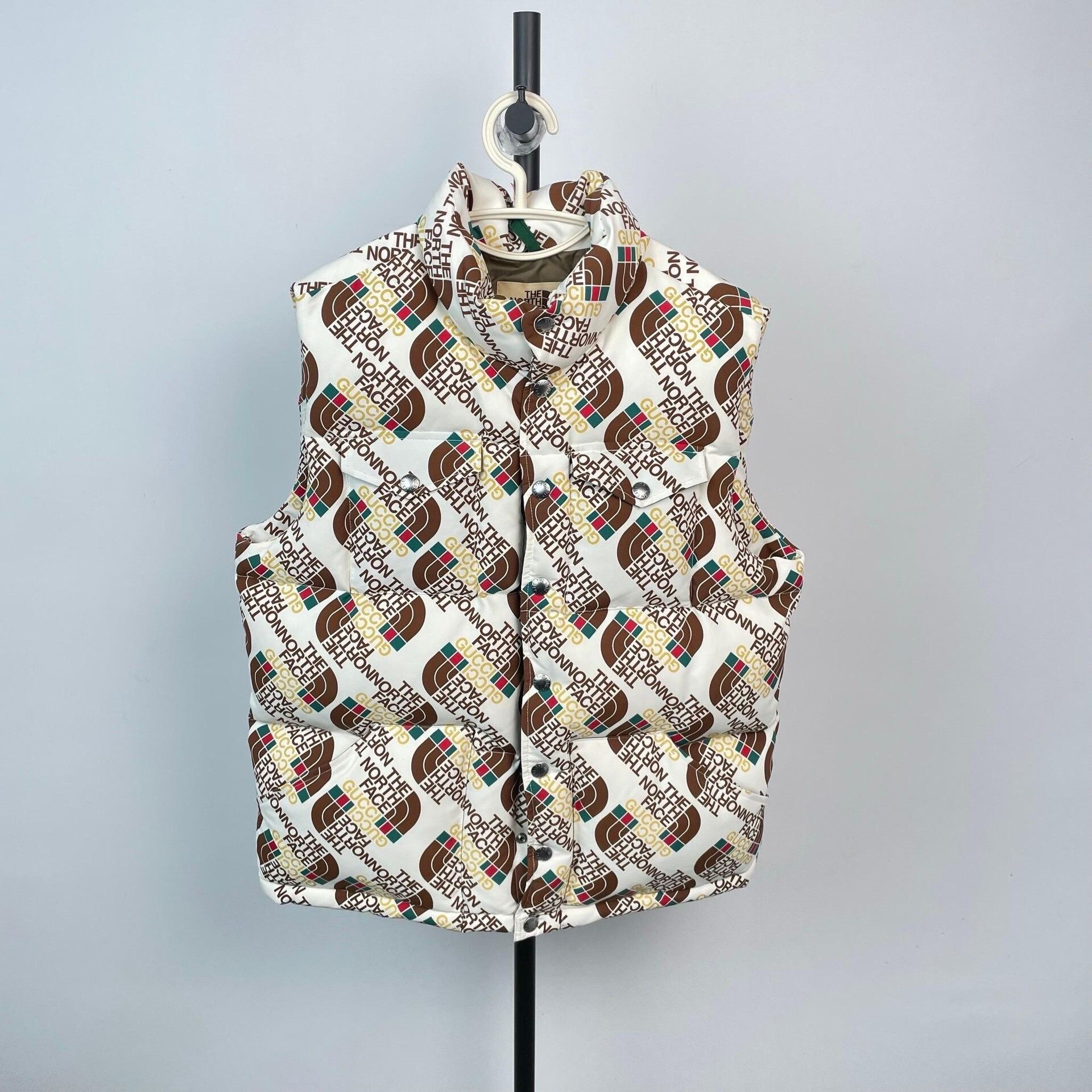 Gucci Gucci White Vest M Men Size US M / EU 48-50 / 2 - 9 Thumbnail