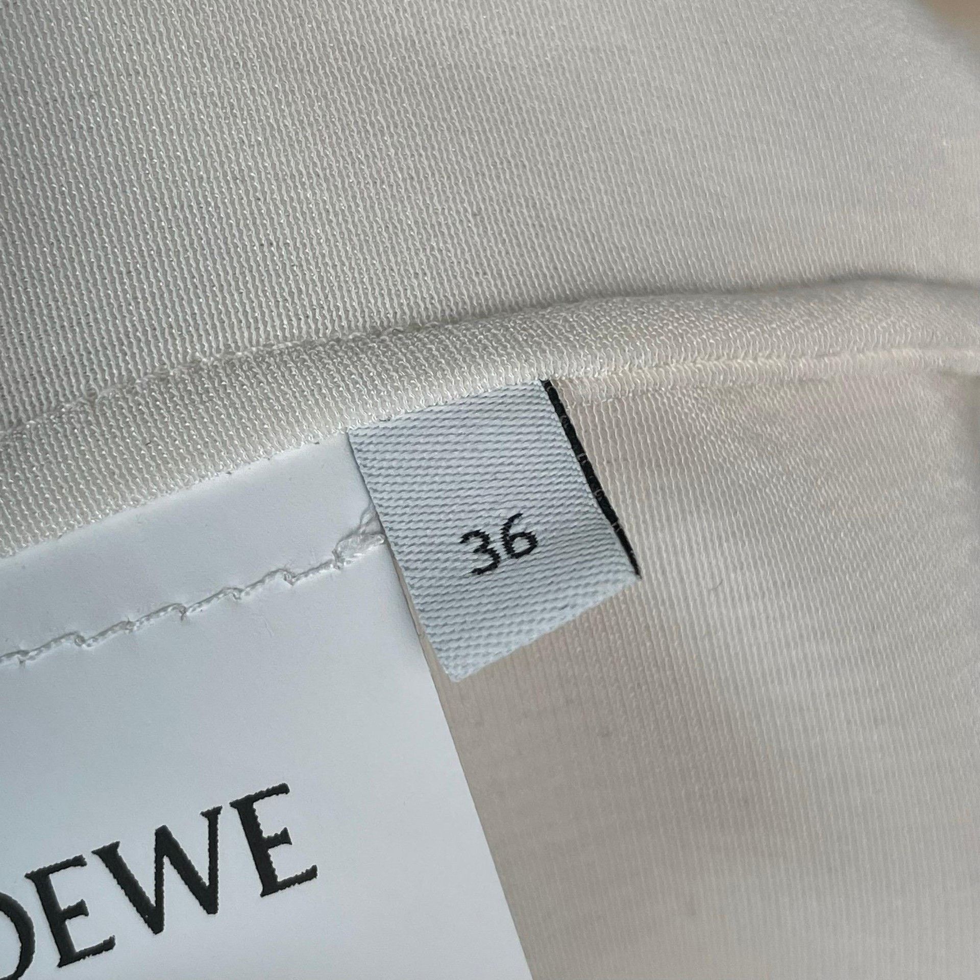 Loewe Loewe Retro White Shirt 36 Men Size US S / EU 44-46 / 1 - 7 Thumbnail