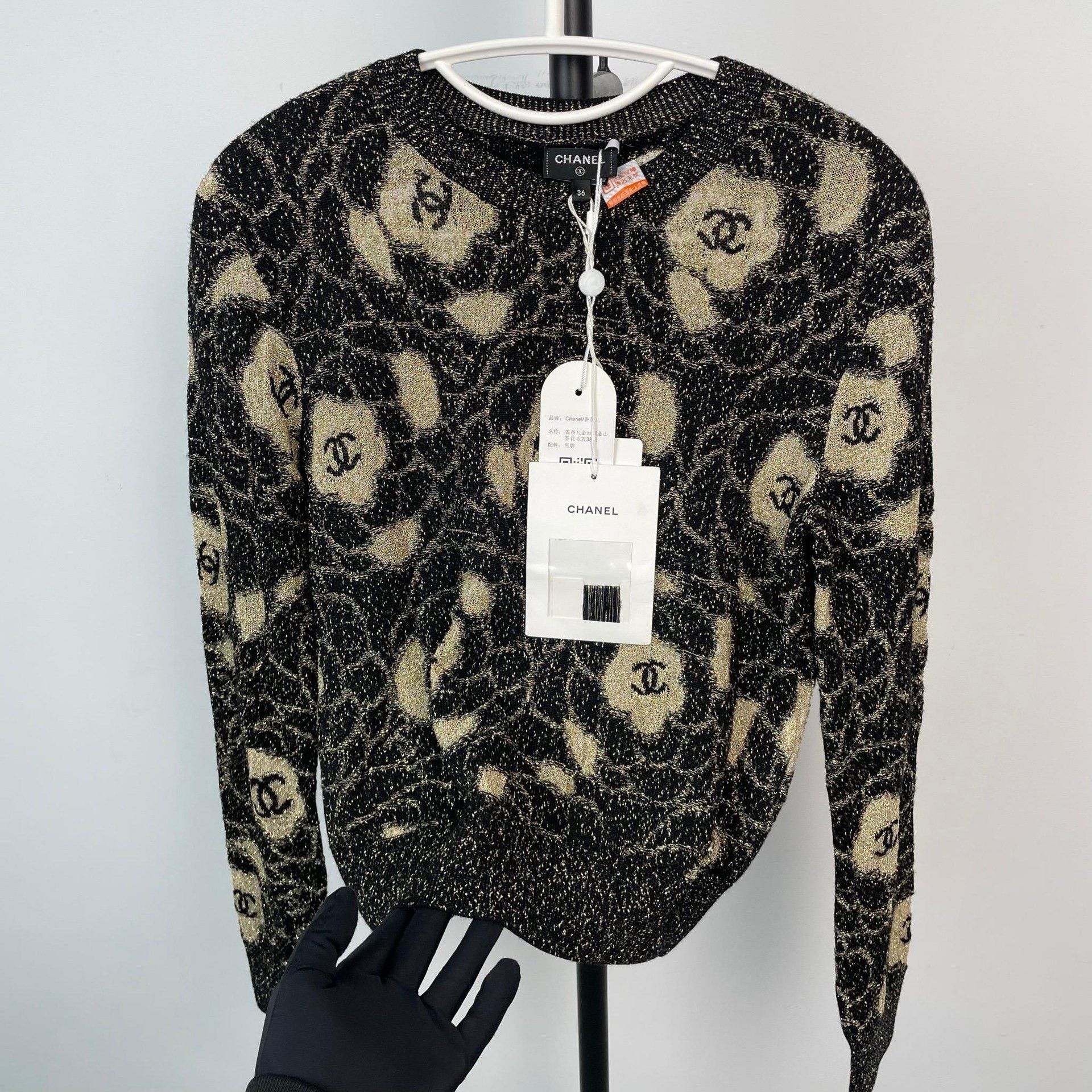 Chanel Chanel Black Sweater 36 Men Size US S / EU 44-46 / 1 - 4 Thumbnail