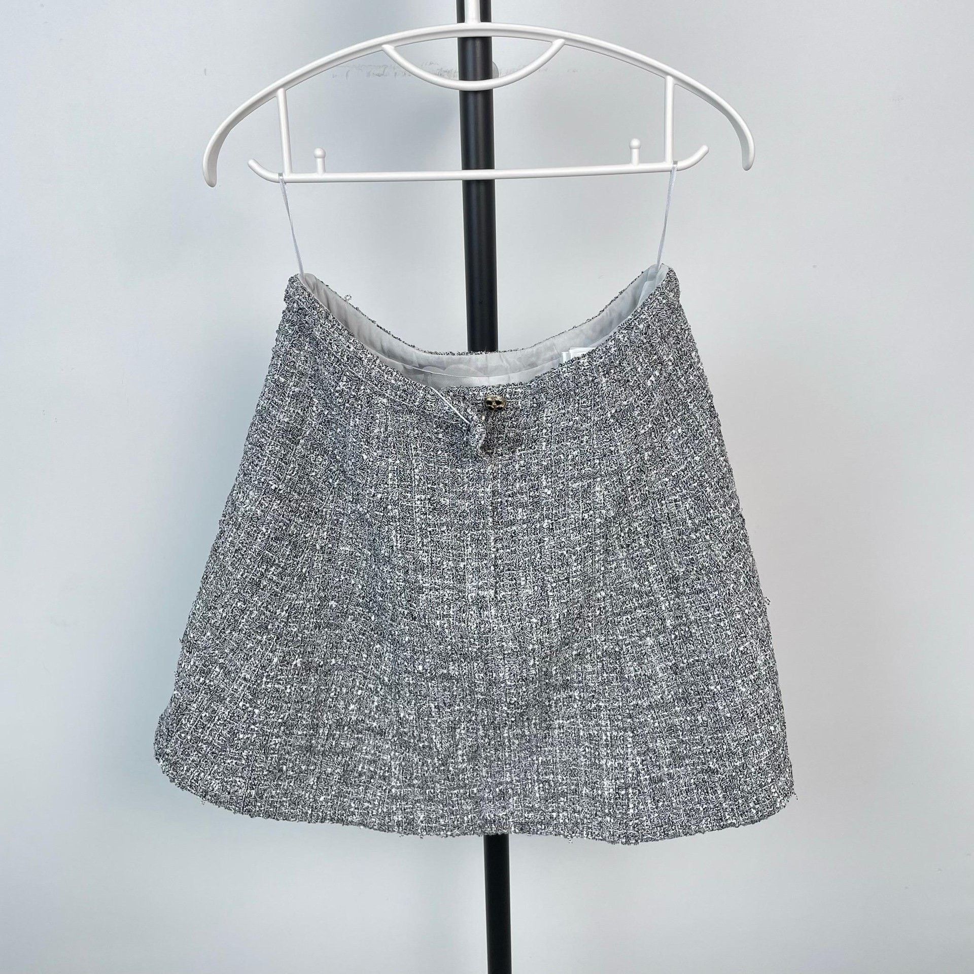 Chanel Chanel Gray Tank Top 40 Men Size US M / EU 48-50 / 2 - 9 Thumbnail