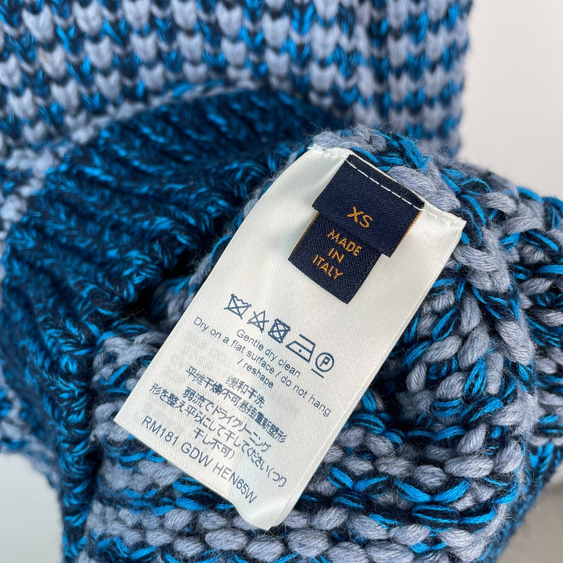 Louis Vuitton Louis Vuitton Blue Sweater XS Men Size US XS / EU 42 / 0 - 6 Thumbnail