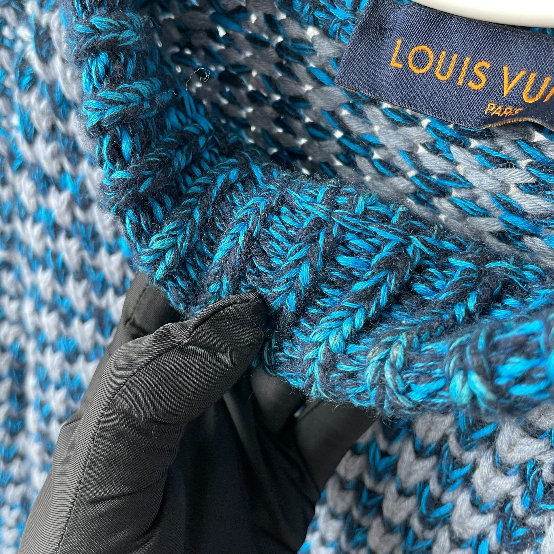 Louis Vuitton Louis Vuitton Blue Sweater XS Men Size US XS / EU 42 / 0 - 4 Thumbnail