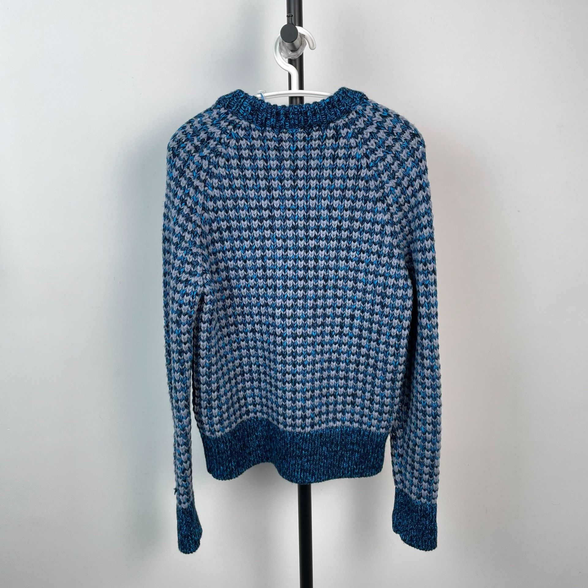 Louis Vuitton Louis Vuitton Blue Sweater XS Men Size US XS / EU 42 / 0 - 2 Thumbnail