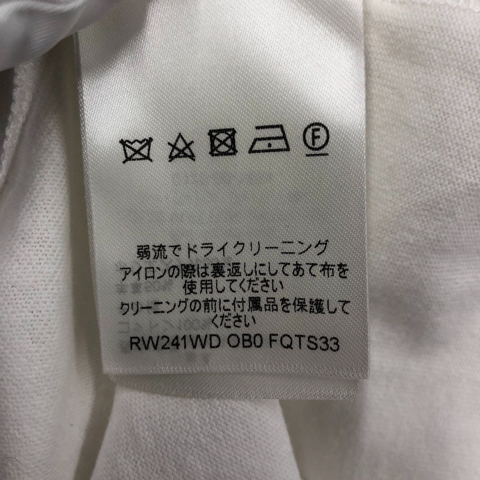 Louis Vuitton Louis Vuitton White T-Shirt M Women Size M / US 6-8 / IT 42-44 - 8 Thumbnail