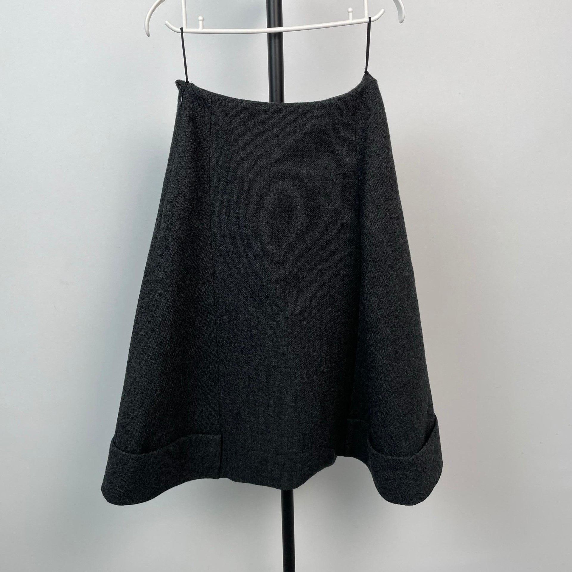 Prada Prada Wool Gray Skirt 38 Women Size 38" / US 16 / IT 52 - 2 Thumbnail