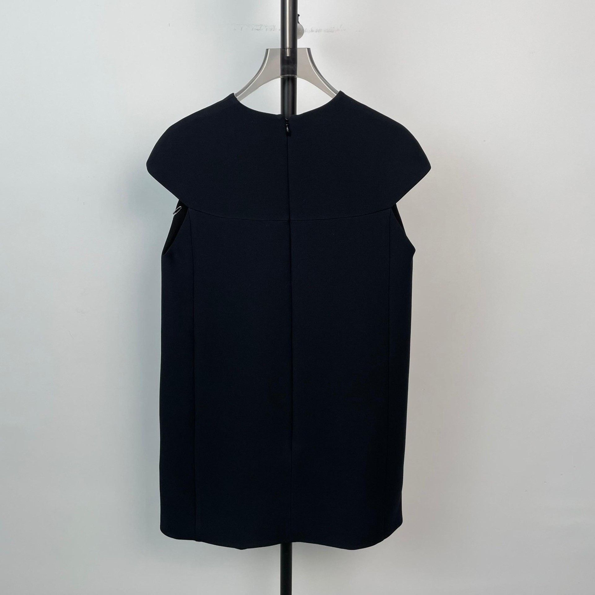 Dior Dior Embroidered Black Dress 34 Women Size XS / US 0-2 / IT 36-38 - 2 Thumbnail