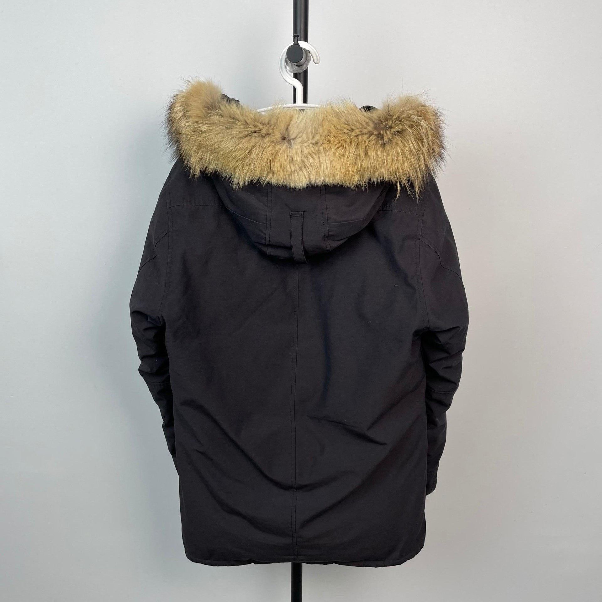 Canada Goose Canada Goose Down Black Heavy Coat L Men Size US L / EU 52-54 / 3 - 2 Thumbnail