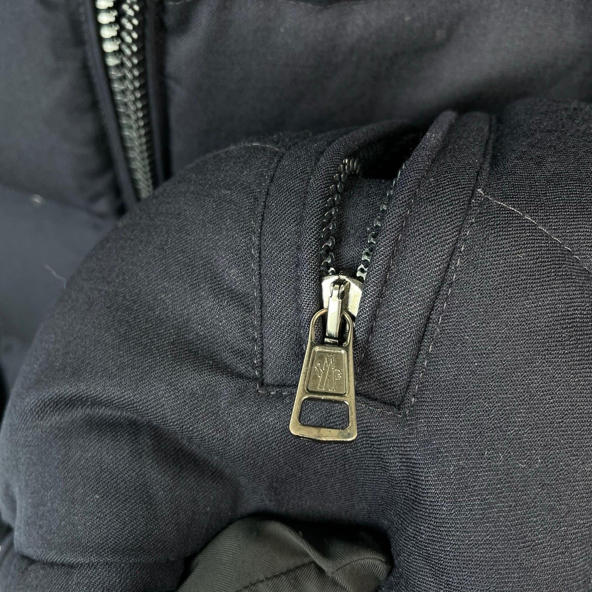 Moncler Moncler Cropped Blue Heavy Coat L Men Size US L / EU 52-54 / 3 - 4 Thumbnail