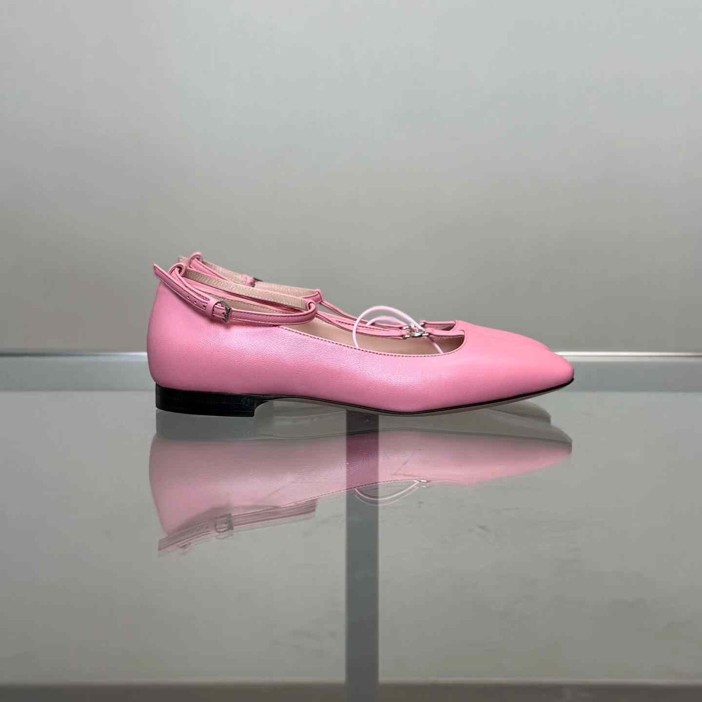 Gucci Gucci Pink Lowtop Sneakers 35 Women Size US 5 / IT 35 - 4 Thumbnail