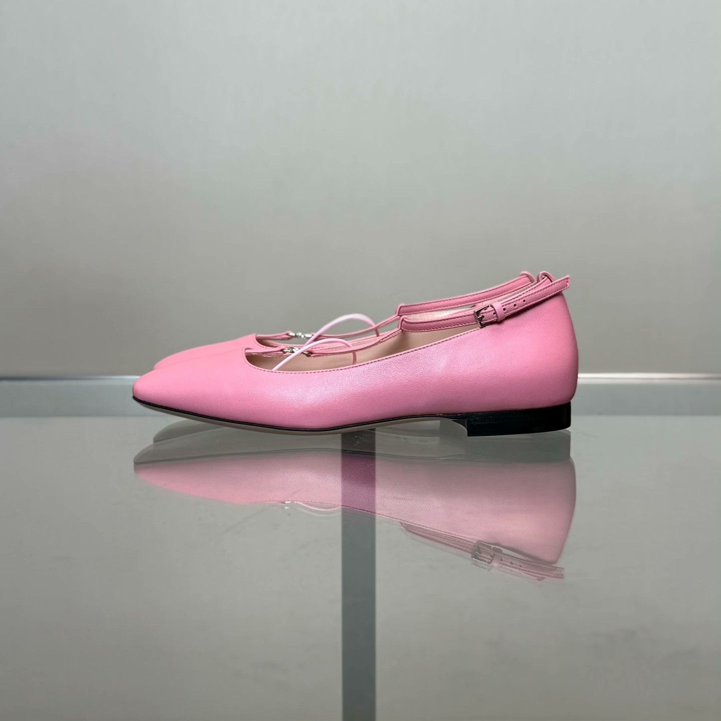 Gucci Gucci Pink Lowtop Sneakers 35 Women Size US 5 / IT 35 - 8 Thumbnail