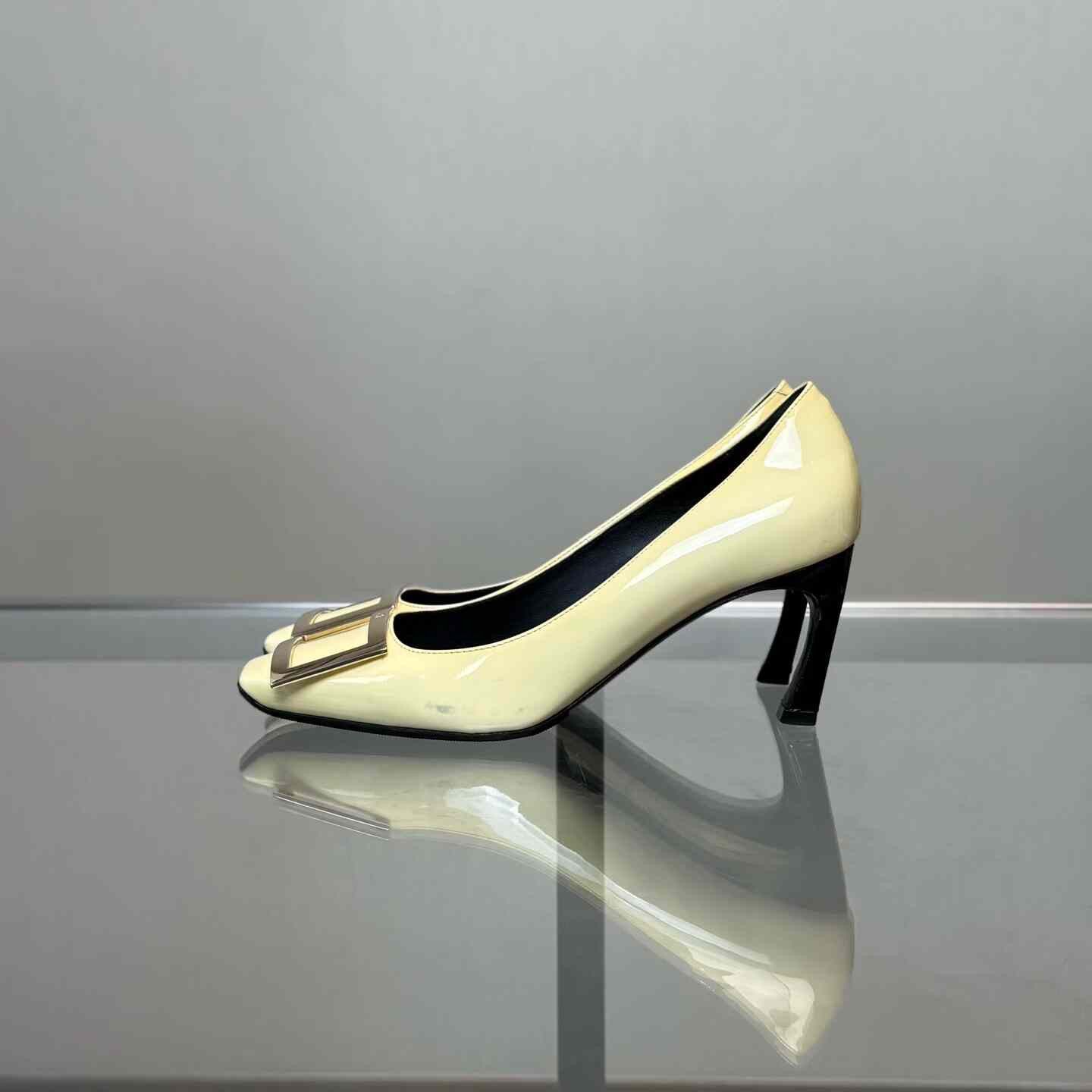 Roger Vivier Roger Vivier Retro Lowtop Sneakers 35 Women Size US 5 / IT 35 - 3 Thumbnail