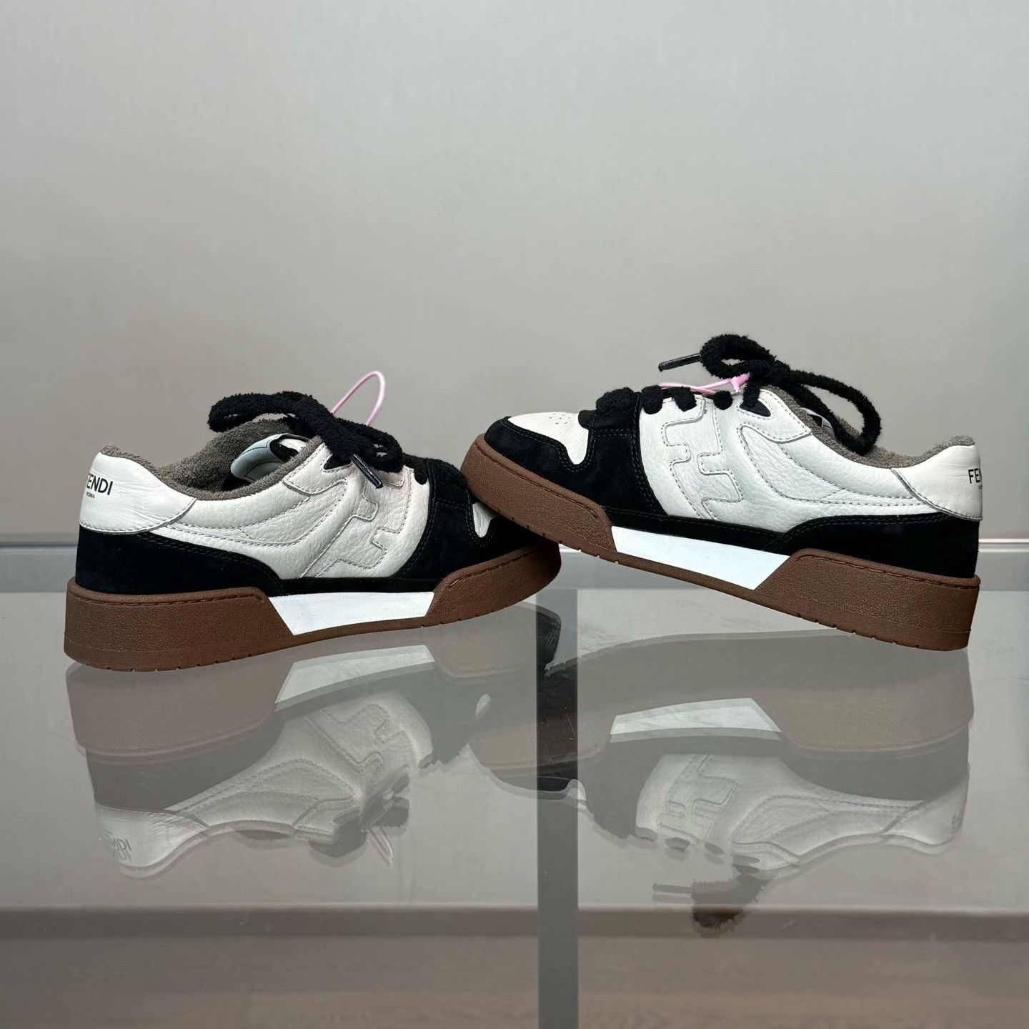 Fendi Fendi Black Lowtop Sneakers 36 Women Size US 6 / IT 36 - 6 Thumbnail