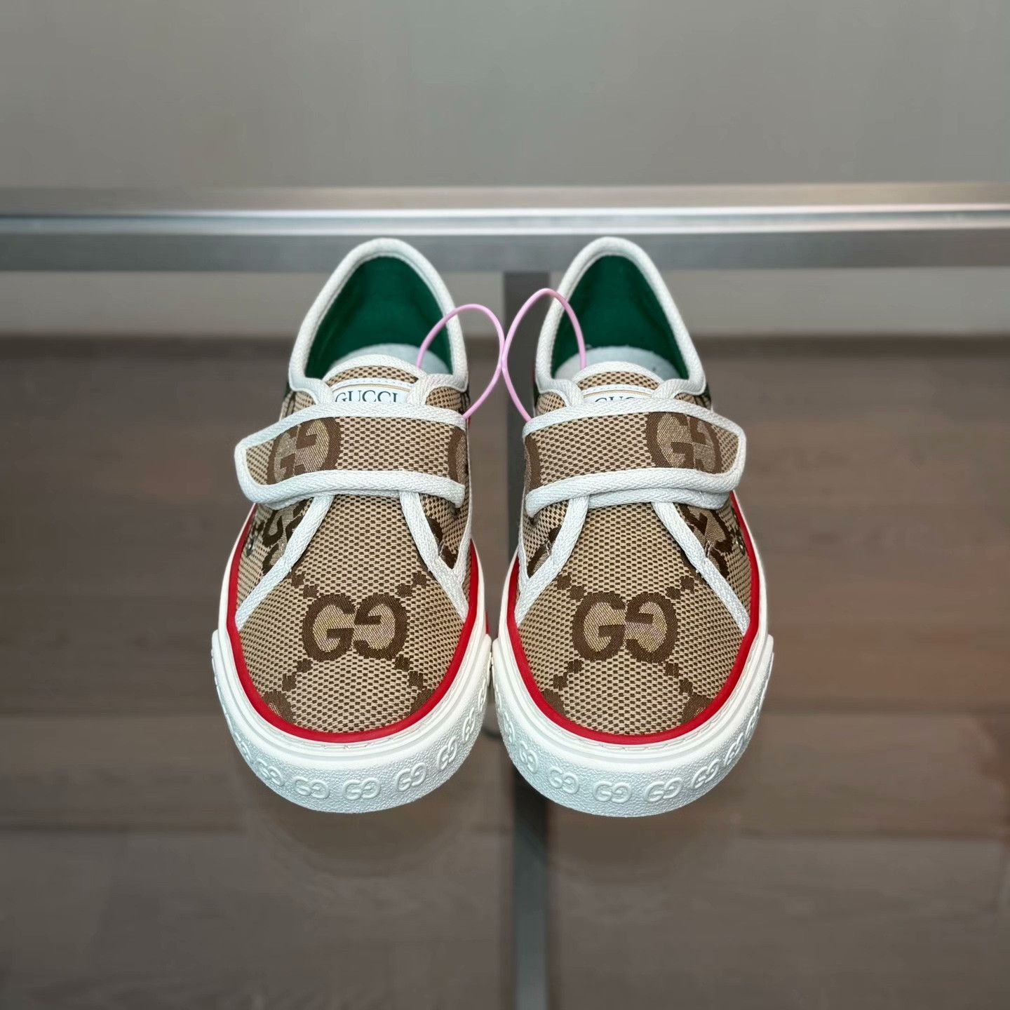 Gucci Gucci Lowtop Sneakers 36 Women Size US 6 / IT 36 - 2 Thumbnail