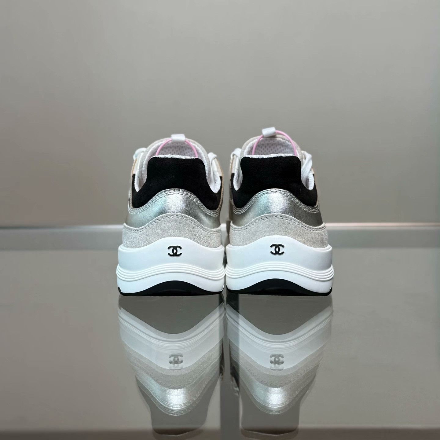 Chanel Chanel Silver Lowtop Sneakers 38 Women Size US 8 / IT 38 - 4 Thumbnail