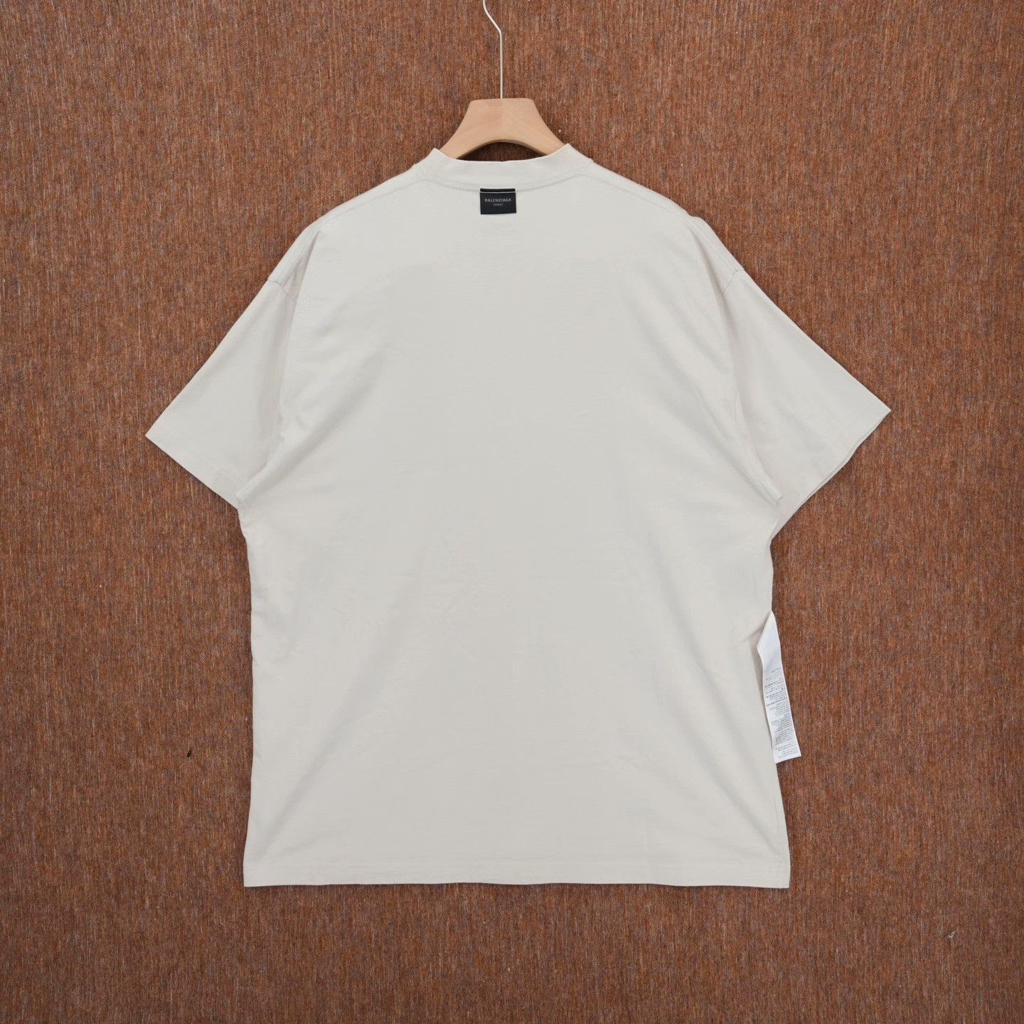 Balenciaga Balenciaga Embroidered White T-Shirt XXXL Men Size US XXL / EU 58 / 5 - 2 Thumbnail