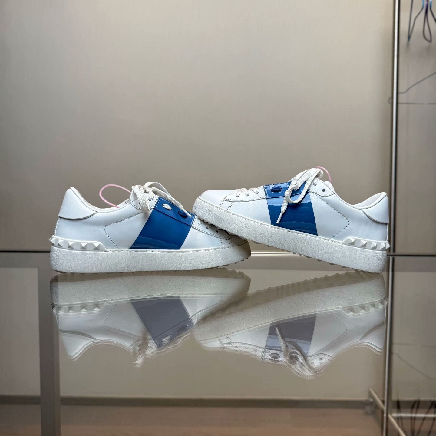 Valentino Valentino Blue Lowtop Sneakers 36 Women Size US 6 / IT 36 - 6 Thumbnail