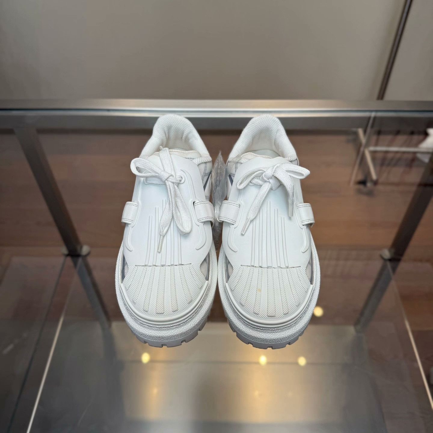 Dior Dior Casual White Lowtop Sneakers 36 Women Size US 6 / IT 36 - 2 Thumbnail