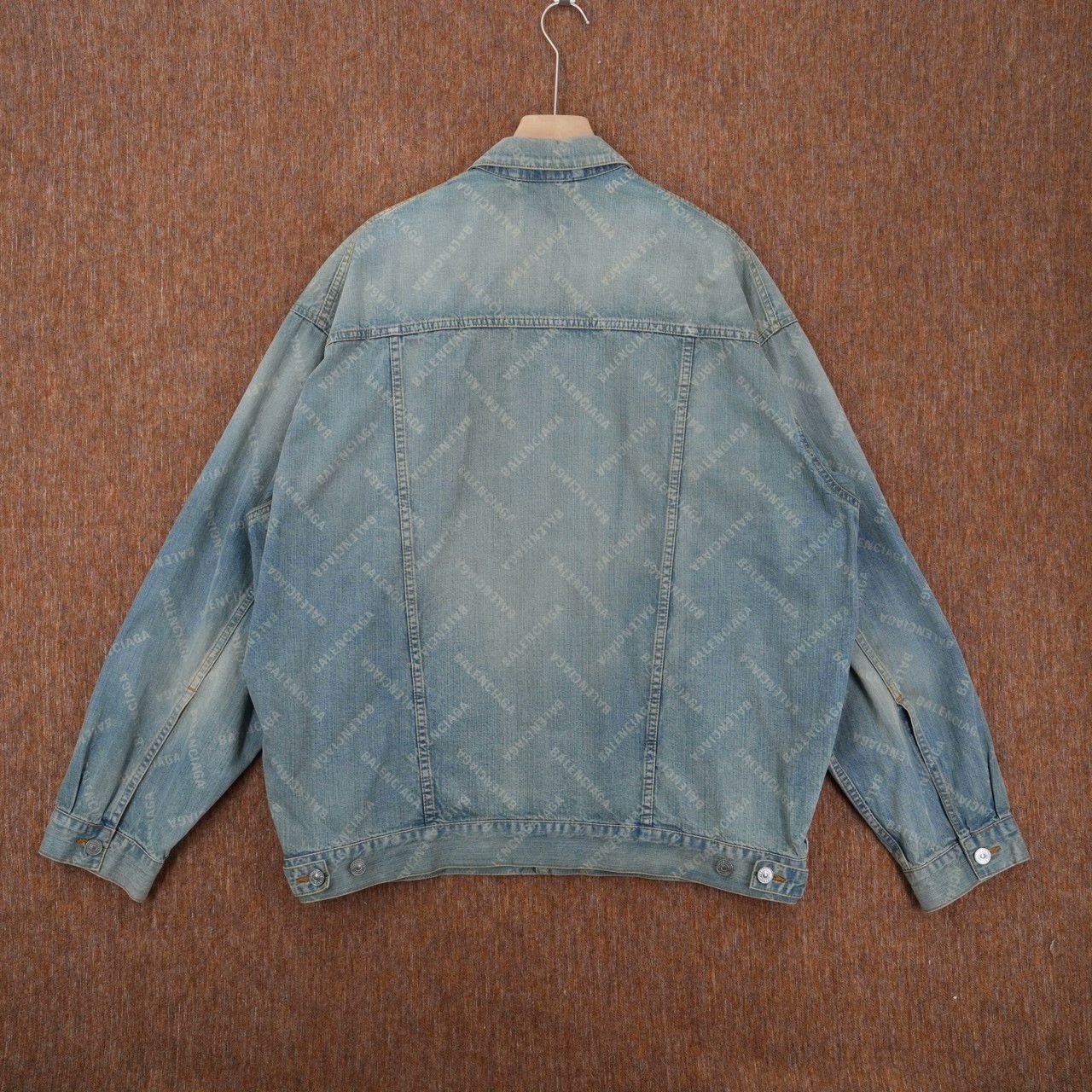 Balenciaga Balenciaga Denim Light Jacket L Men Size US L / EU 52-54 / 3 - 2 Thumbnail