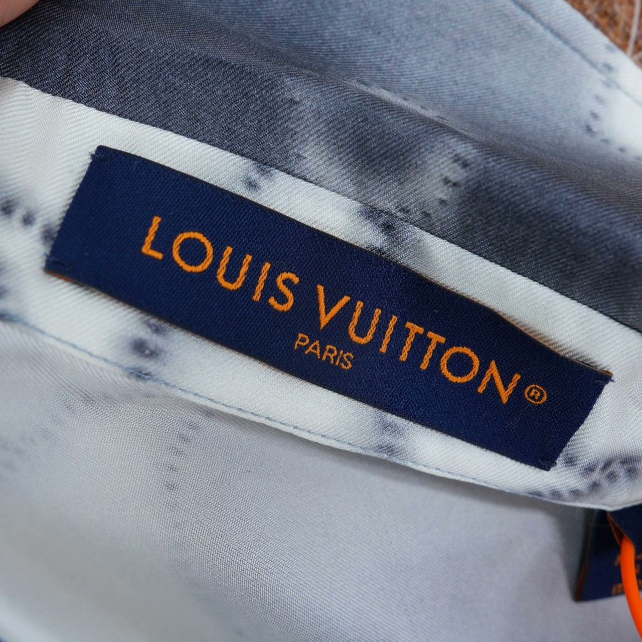 Louis Vuitton Louis Vuitton Silk Tie-Dye Multi Shirt XS Men Size US XS / EU 42 / 0 - 4 Thumbnail