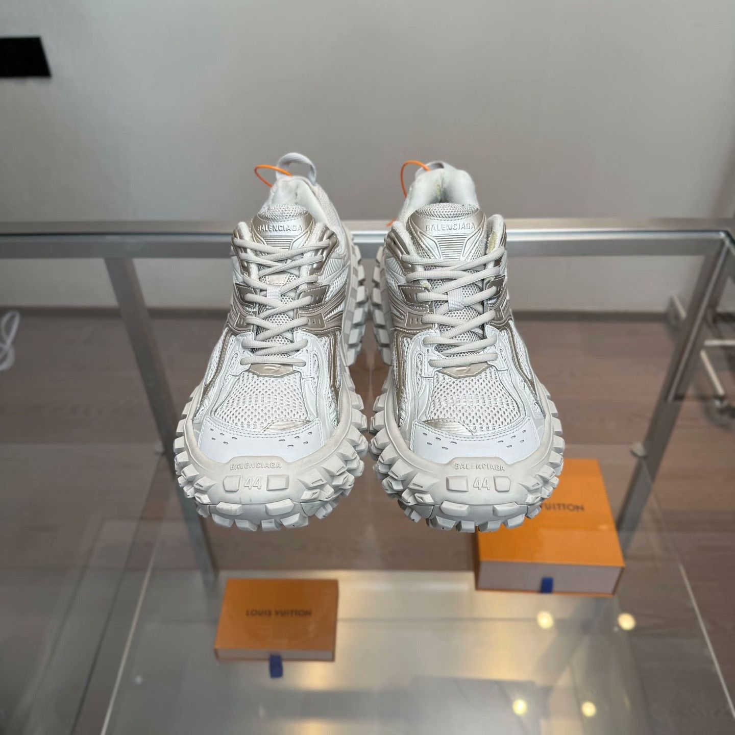 Balenciaga Balenciaga Lowtop Sneakers 44 Men Size US 10.5 / EU 43-44 - 6 Thumbnail