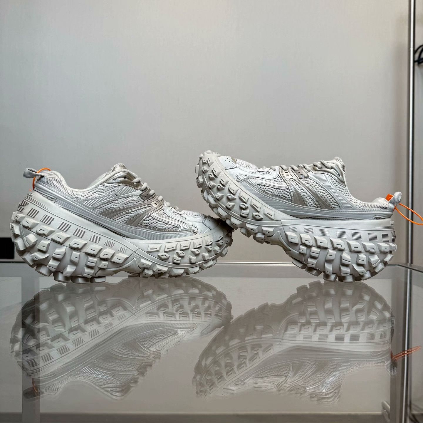 Balenciaga Balenciaga Lowtop Sneakers 44 Men Size US 10.5 / EU 43-44 - 4 Thumbnail