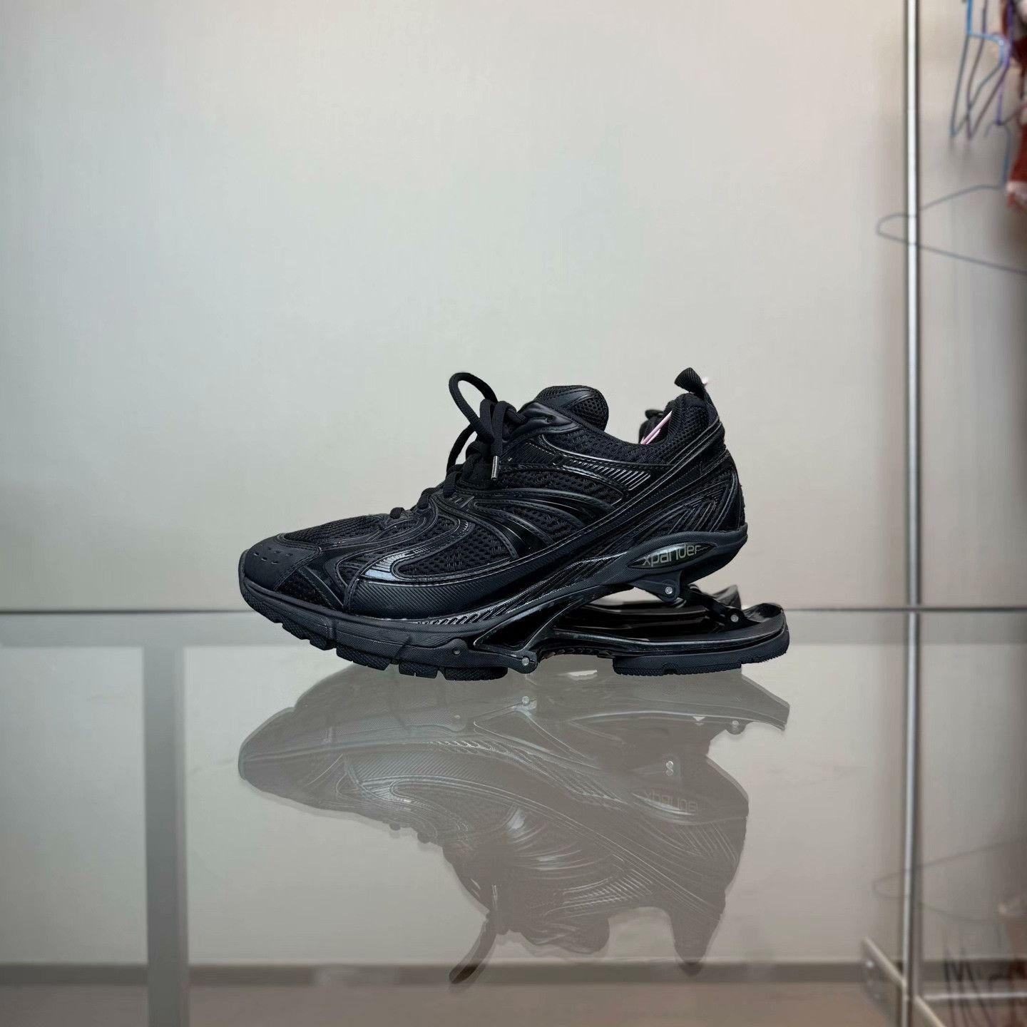 Balenciaga Balenciaga Distressed Black Lowtop Sneakers 39 Men Size US 6.5 / EU 39-40 - 5 Thumbnail