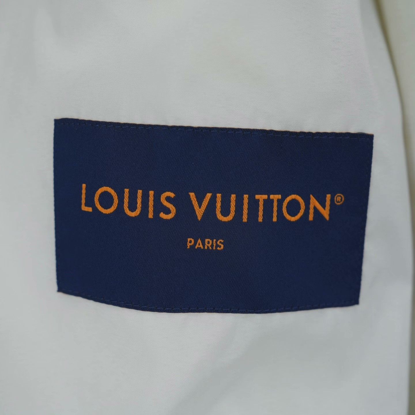 Louis Vuitton Louis Vuitton Yellow Light Jacket S Men Size US S / EU 44-46 / 1 - 4 Thumbnail