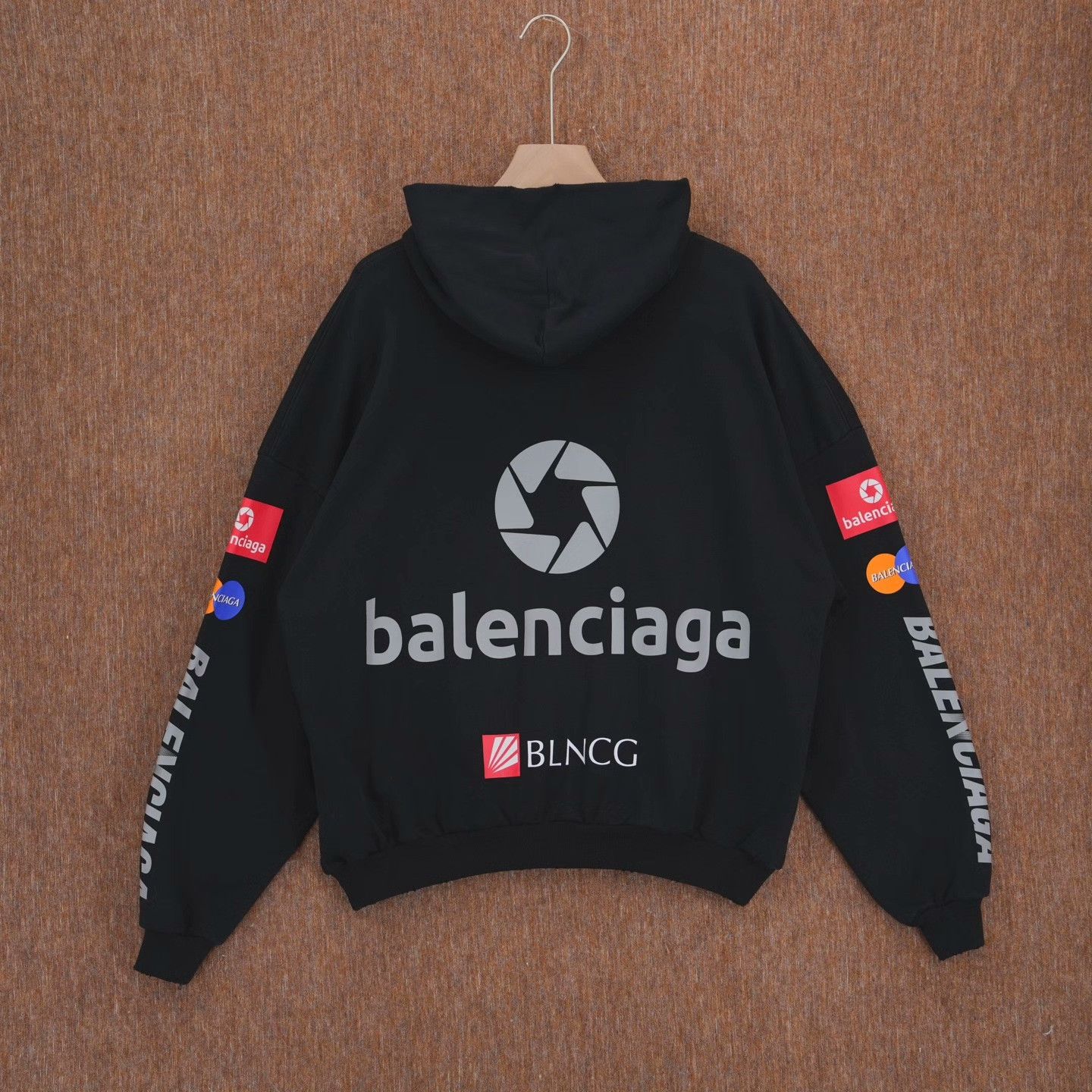 Balenciaga Balenciaga Retro Printed Hoodie 38 Men Size US S / EU 44-46 / 1 - 2 Thumbnail