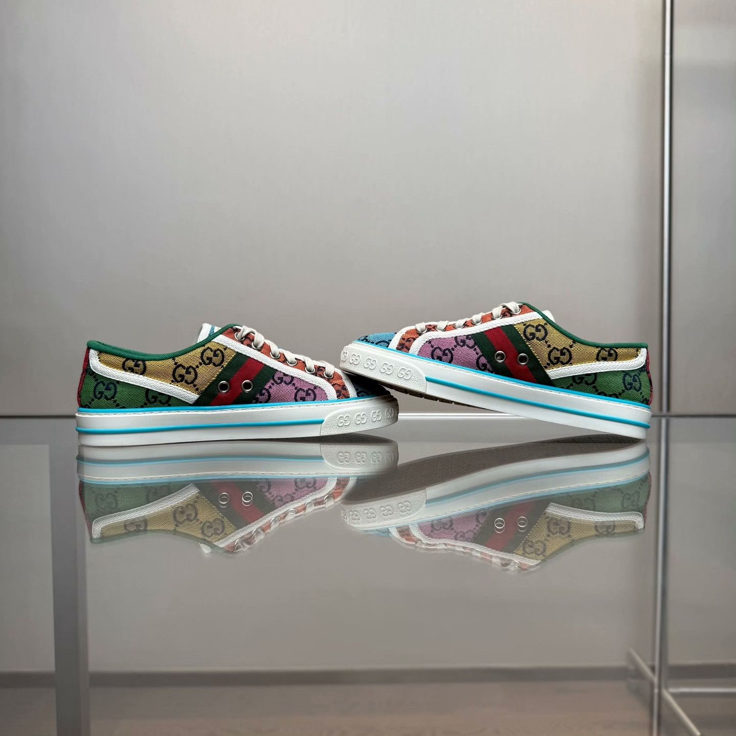 Gucci Gucci Patchwork Lowtop Sneakers 35 Women Size US 5 / IT 35 - 4 Thumbnail