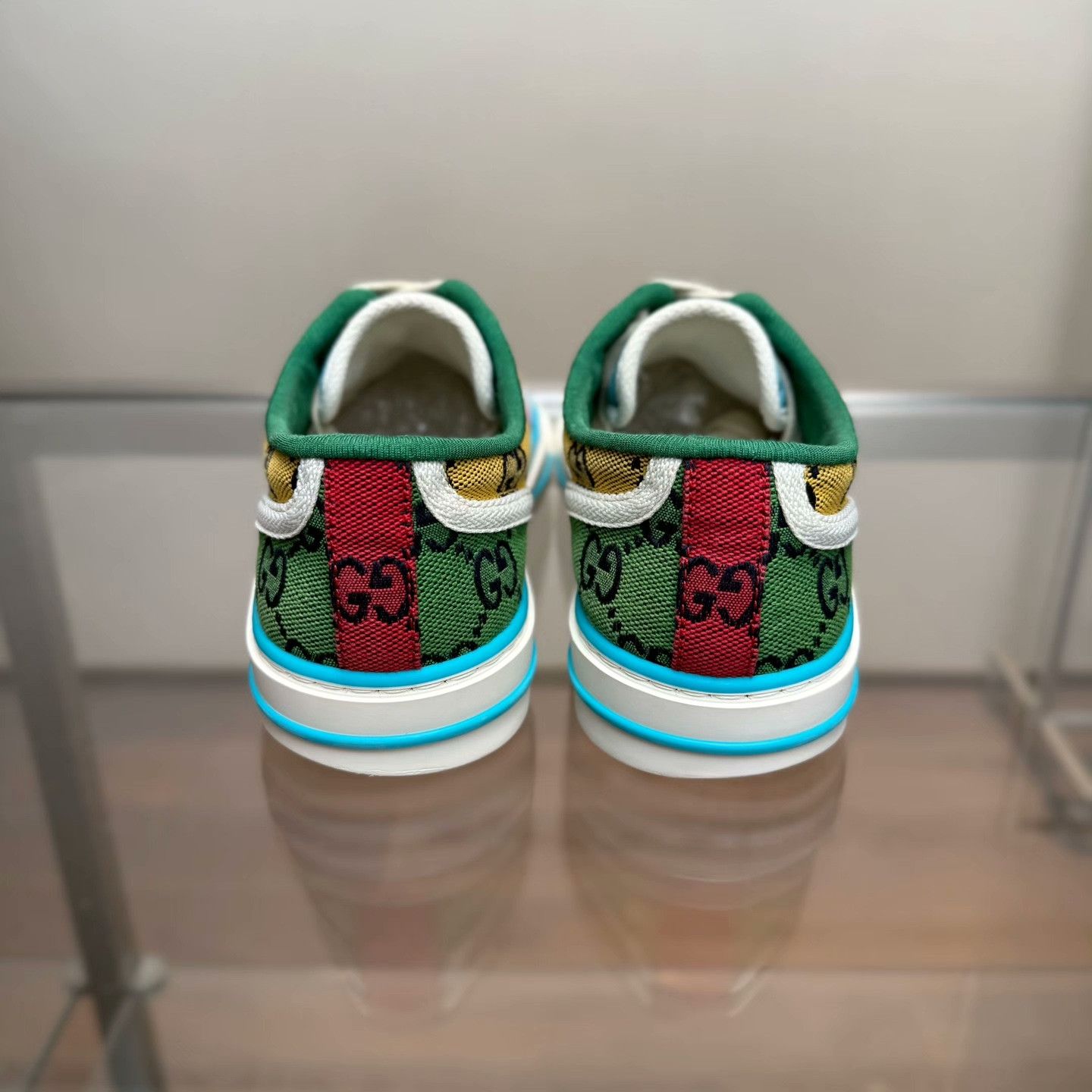 Gucci Gucci Patchwork Lowtop Sneakers 35 Women Size US 5 / IT 35 - 3 Thumbnail