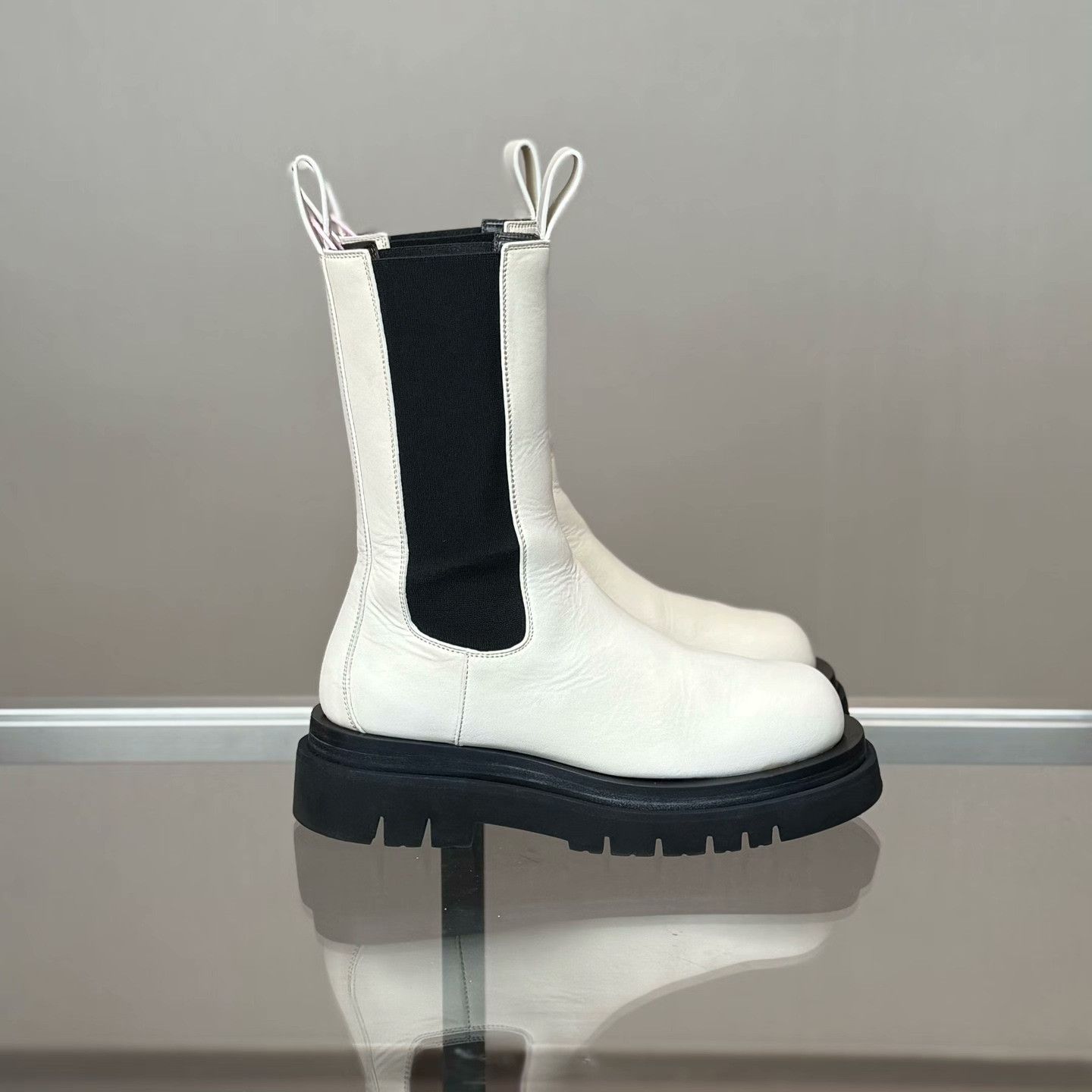 Bottega Veneta Bottega Veneta White Boots 37 Women Size US 6.5 / IT 36.5 - 5 Thumbnail
