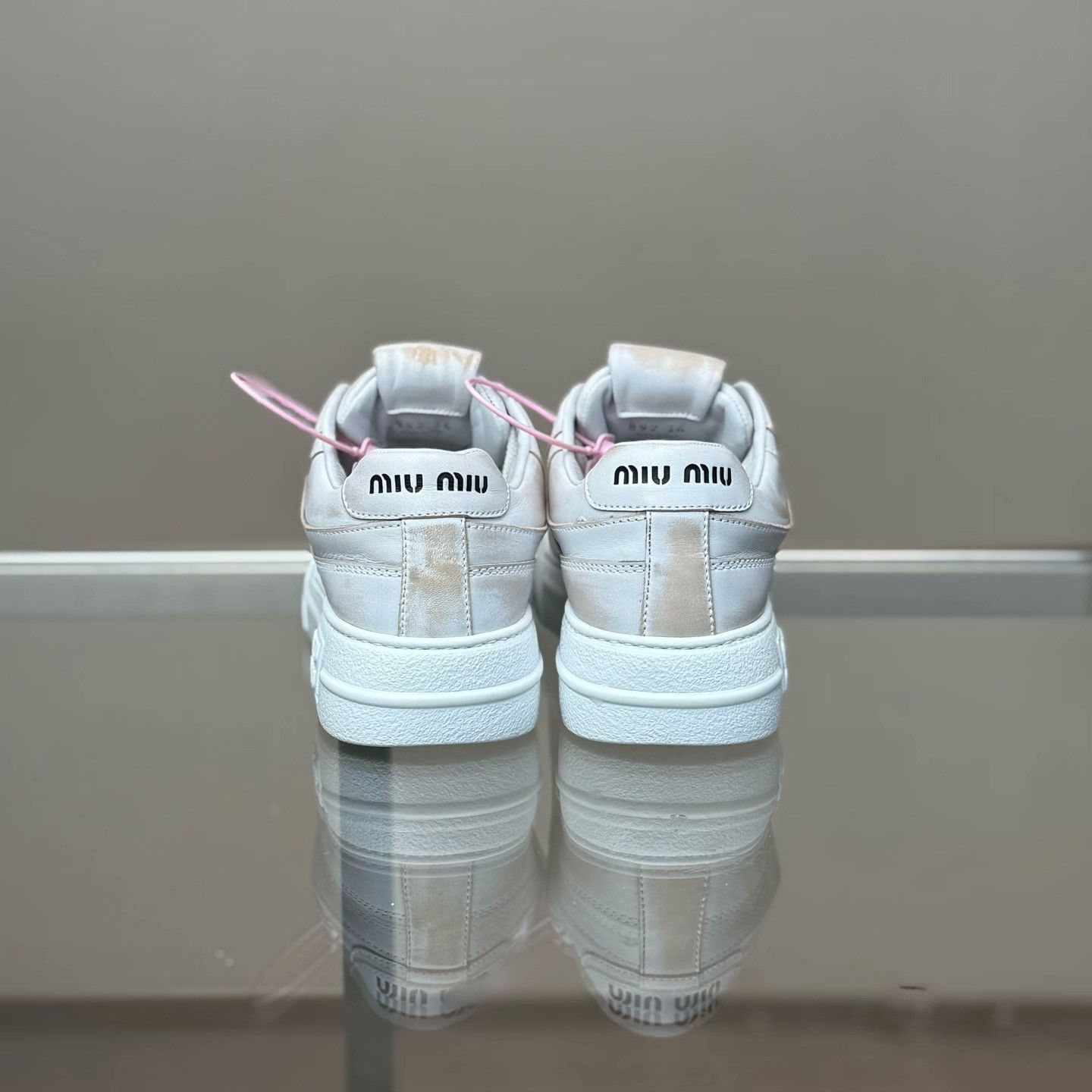Miu Miu Miu Miu Distressed White Lowtop Sneakers 36 Women Size US 6 / IT 36 - 4 Thumbnail