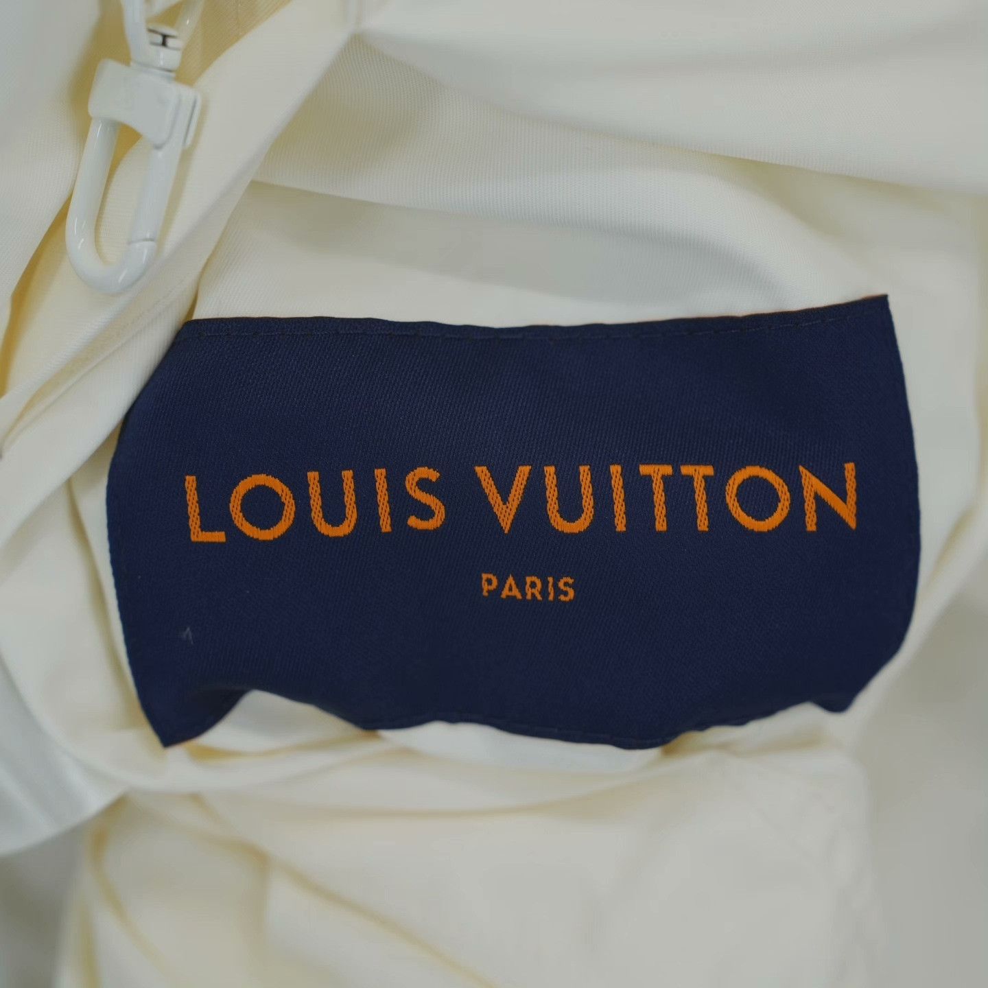 Louis Vuitton Louis Vuitton White Light Jacket 36 Men Size US S / EU 44-46 / 1 - 4 Thumbnail