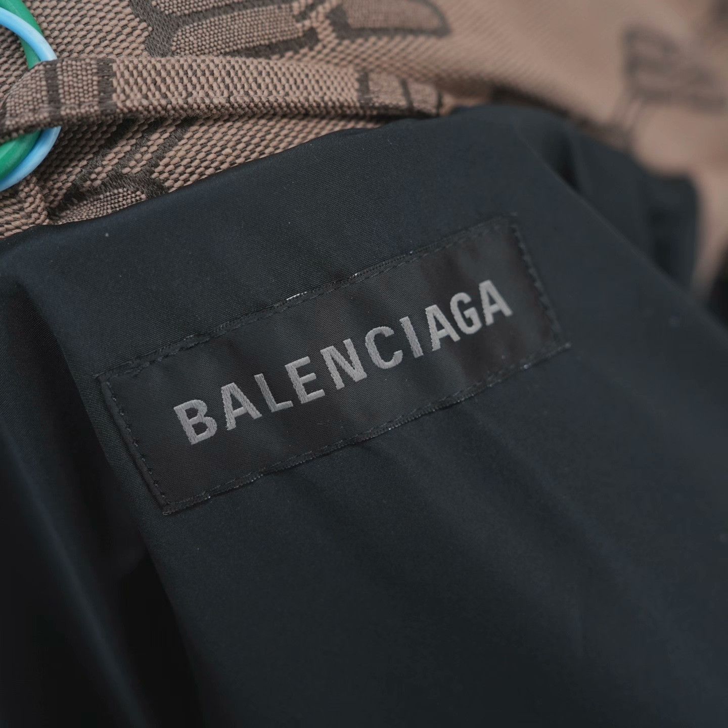 Balenciaga Balenciaga Cotton Heavy Coat 48 Men Size US XL / EU 56 / 4 - 7 Thumbnail