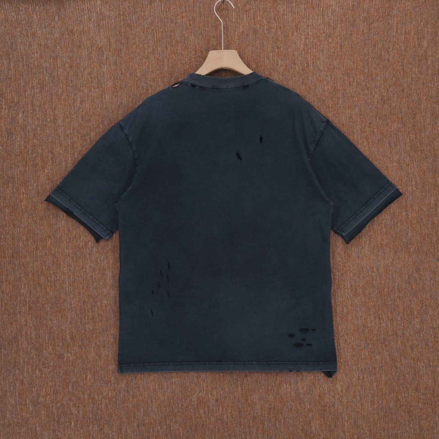 Balenciaga Balenciaga T-Shirt M Men Size US M / EU 48-50 / 2 - 2 Thumbnail