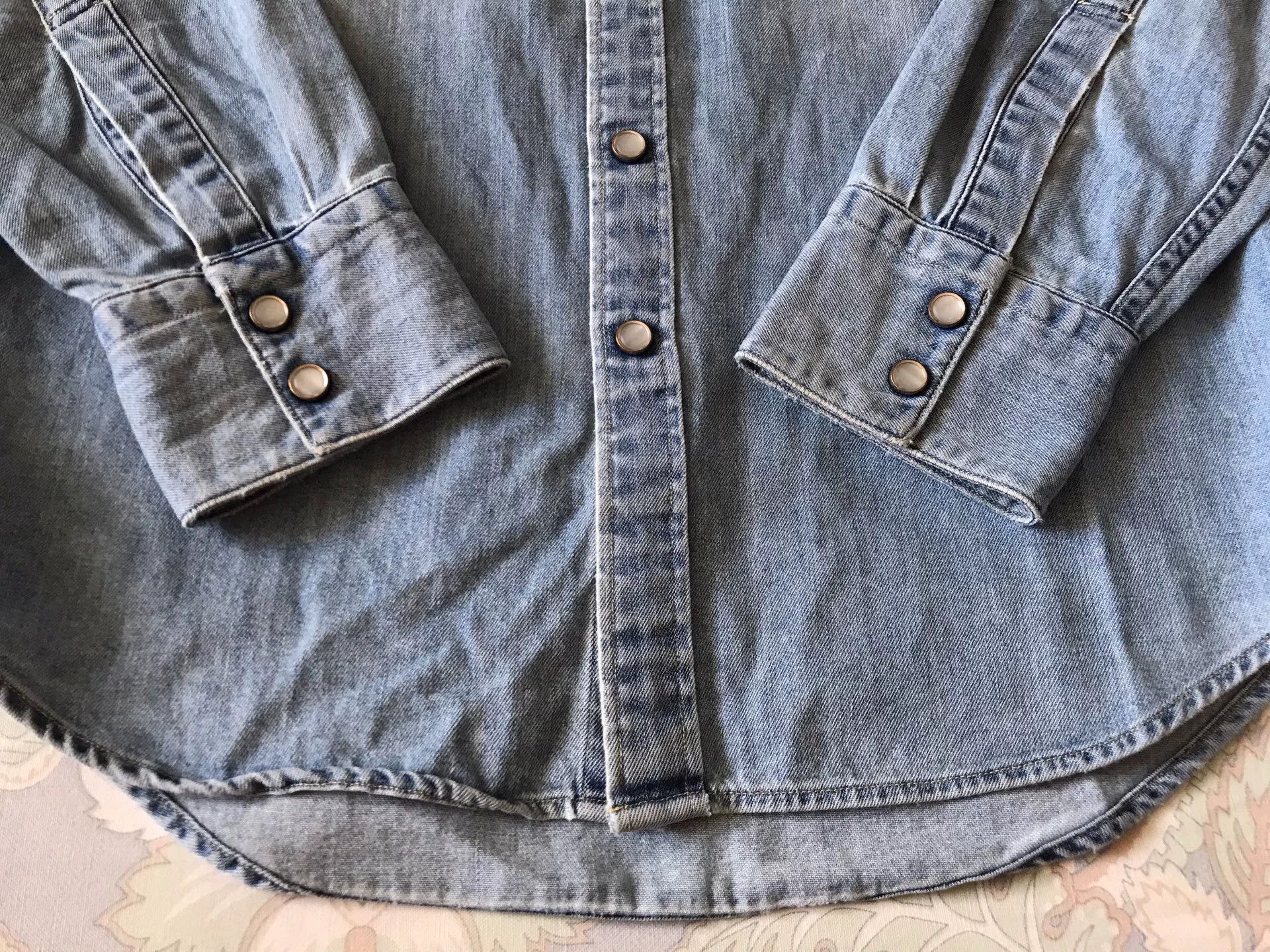 Levi's Levi's Light Blue Washed Denim Shirt Size US S / EU 44-46 / 1 - 4 Thumbnail