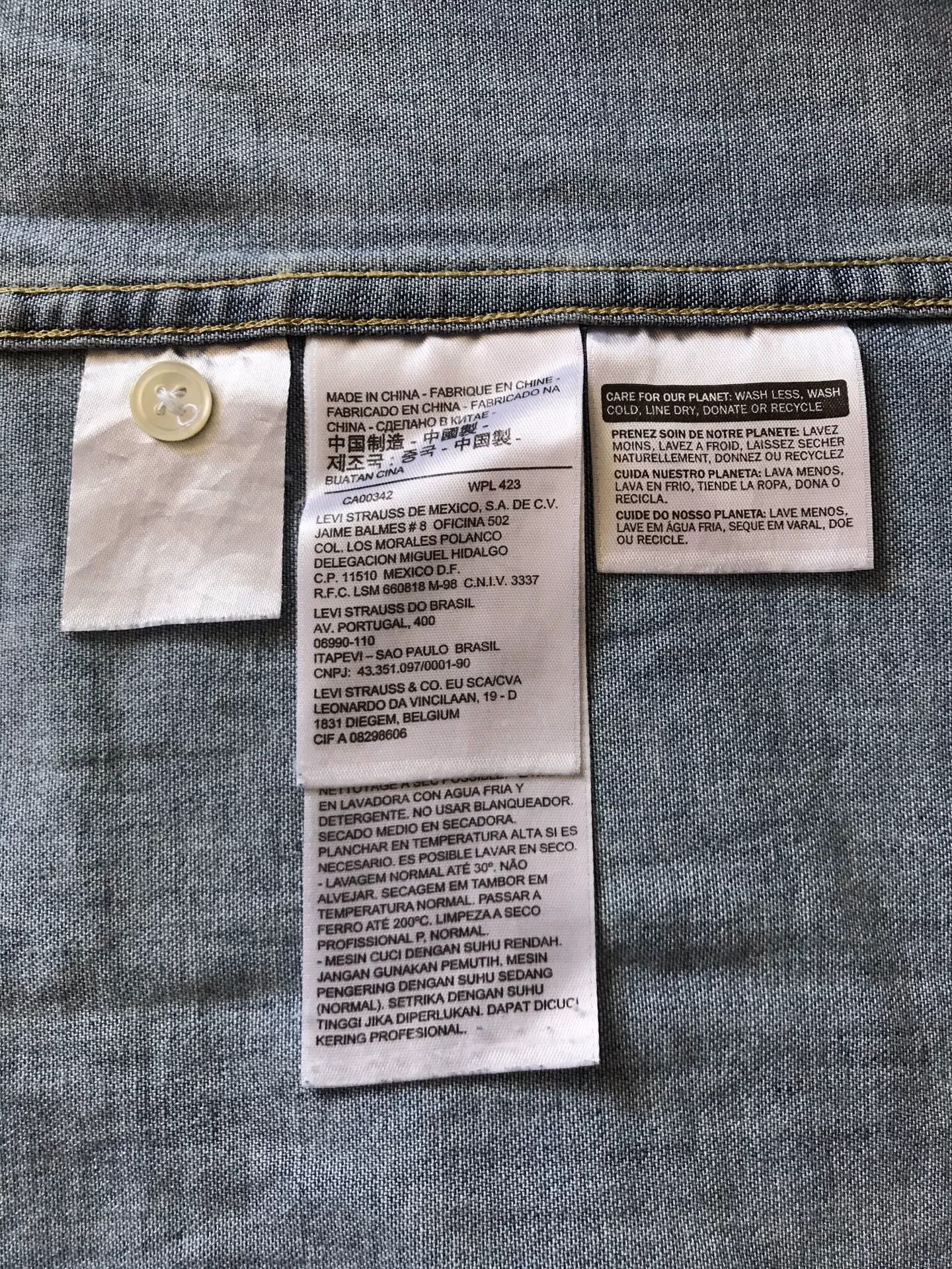 Levi's Levi's Light Blue Washed Denim Shirt Size US S / EU 44-46 / 1 - 7 Thumbnail