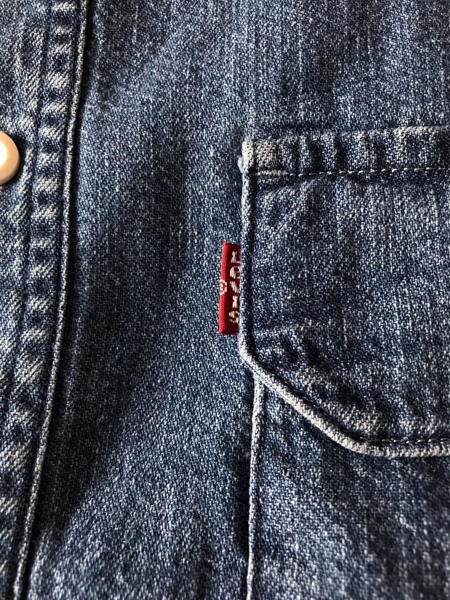 Levi's Levi's 34583-0000 Washed Denim Shirt Size US L / EU 52-54 / 3 - 5 Thumbnail