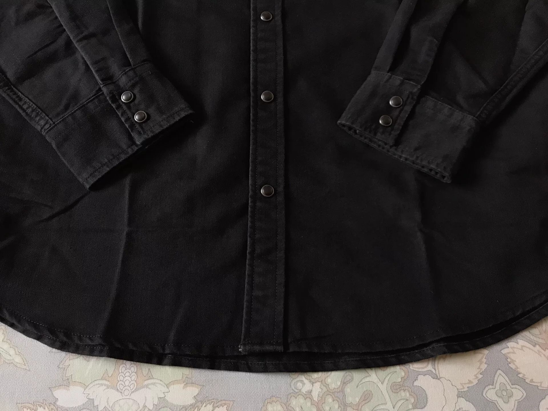 Levi's Levi's Washed Black Western Denim Shirt Size US XL / EU 56 / 4 - 4 Thumbnail