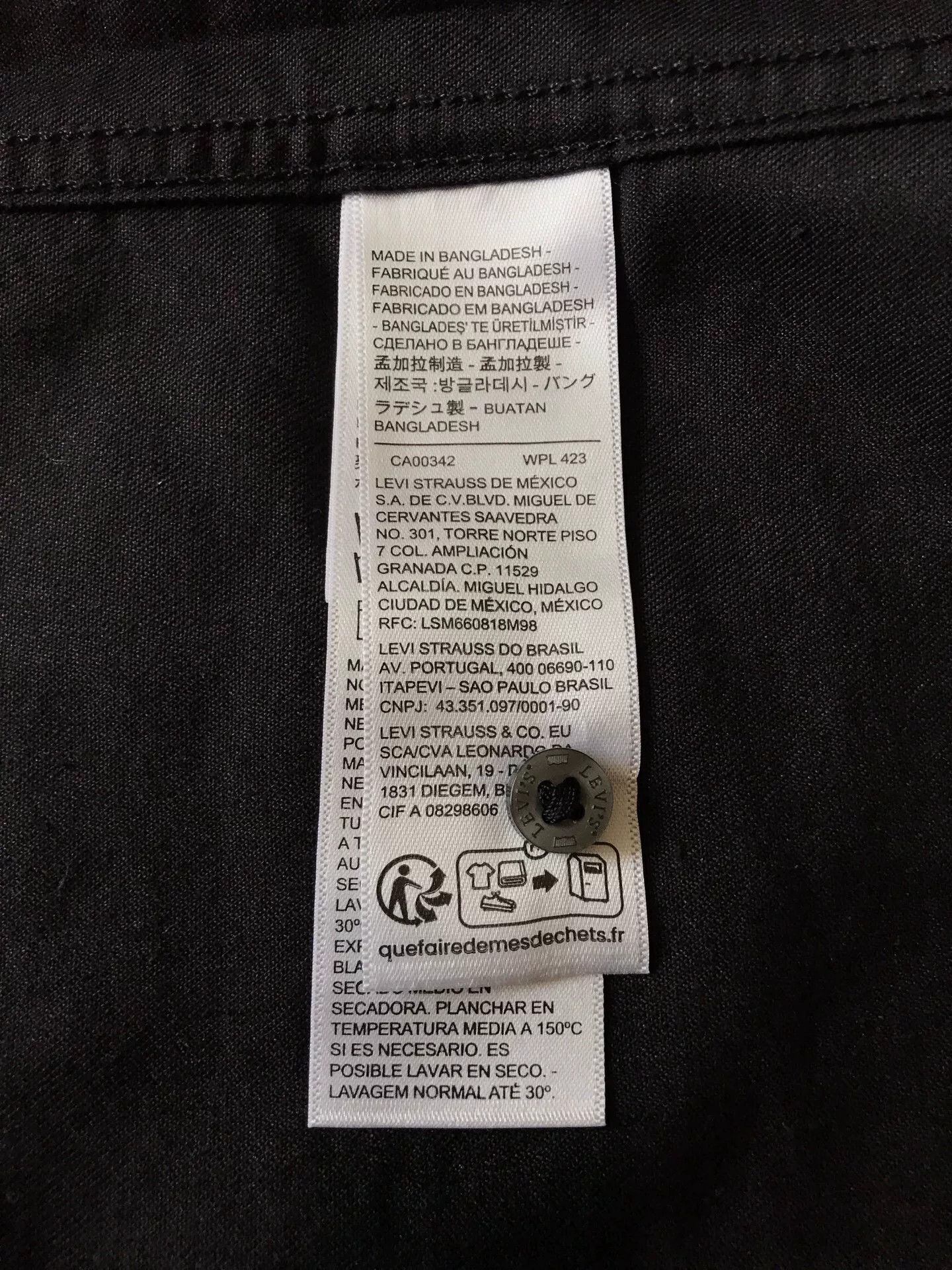 Levi's Levi's Washed Black Western Denim Shirt Size US XL / EU 56 / 4 - 8 Thumbnail