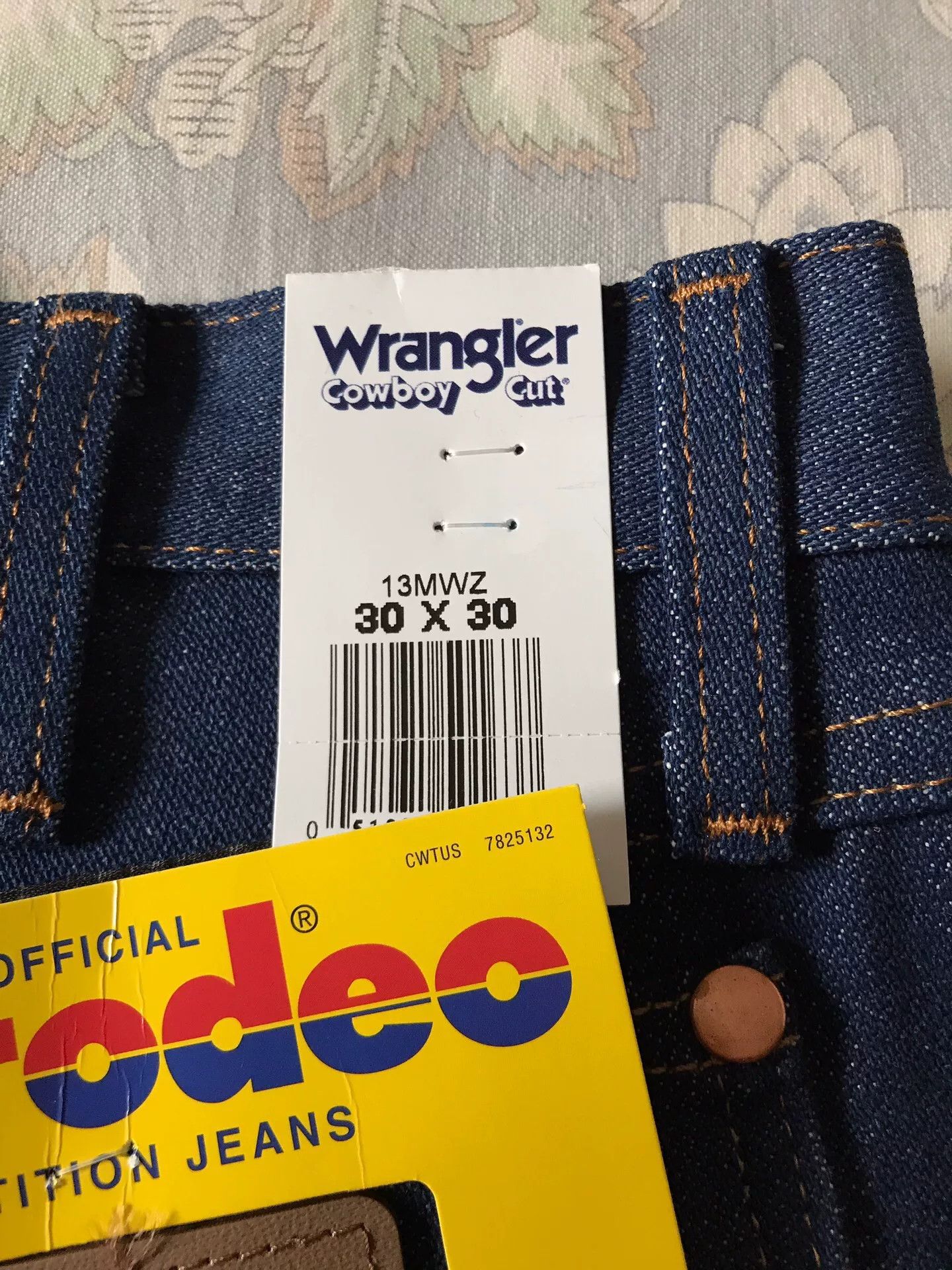 Wrangler Wrangler 13MWZ Jeans W30L30 Size US 30 / EU 46 - 8 Thumbnail