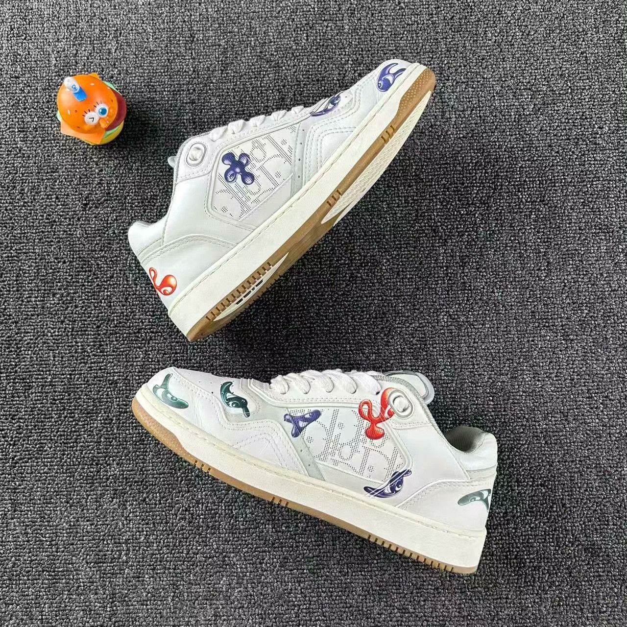 Dior Dior Collab Lowtop Sneakers 27 Women Size US 8 / IT 38 - 3 Thumbnail