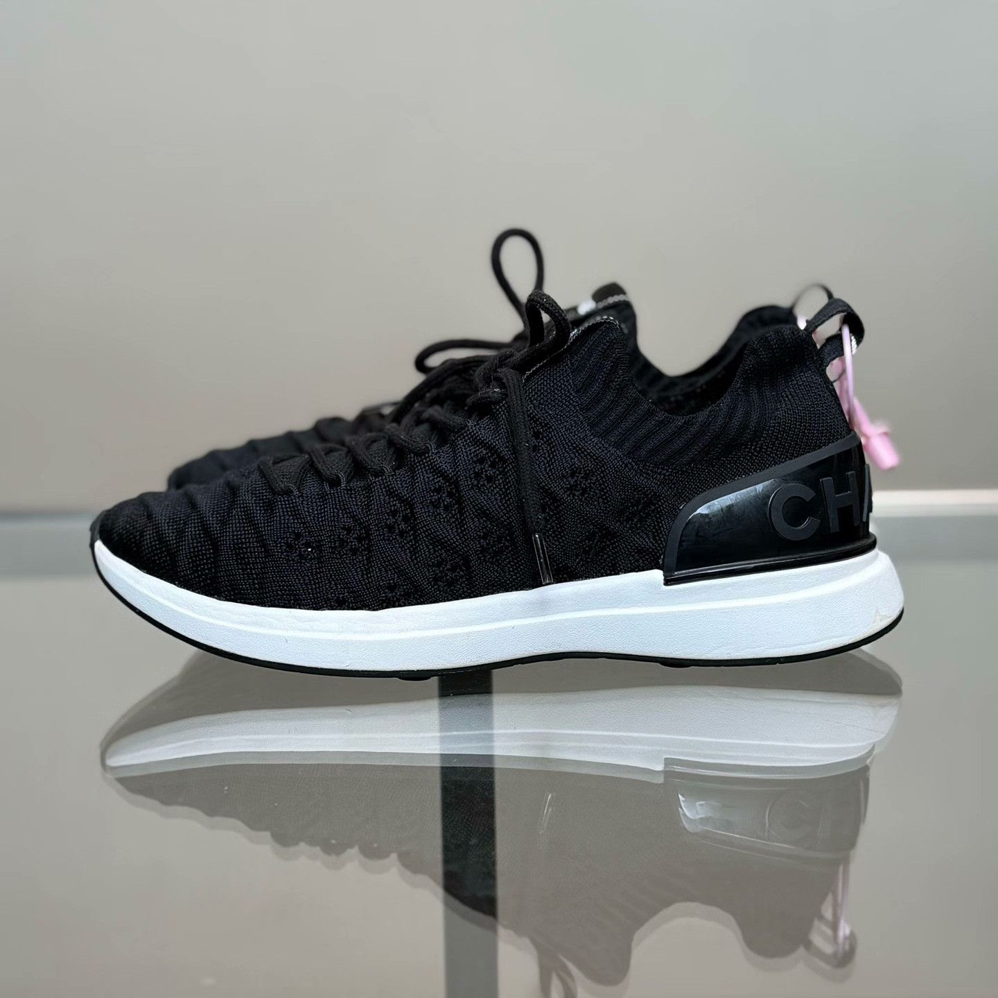 Chanel Chanel Casual Black Lowtop Sneakers 22 Women Size US 8 / IT 38 - 5 Thumbnail