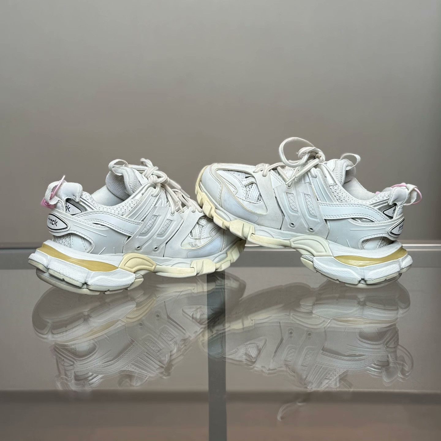 Balenciaga Balenciaga White Lowtop Sneakers 36 Women Size US 6 / IT 36 - 6 Thumbnail
