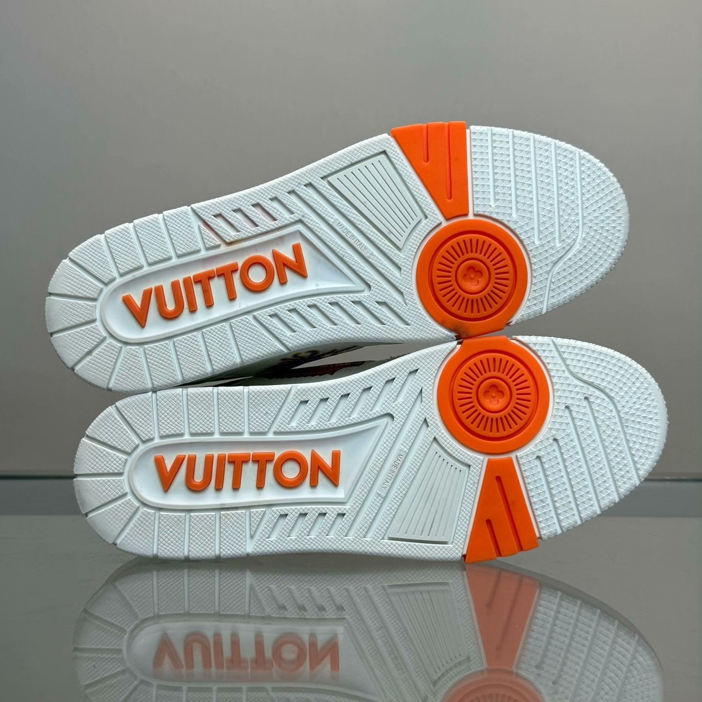 Louis Vuitton Louis Vuitton Training Lowtop Sneakers 41 Men Size US 8.5 / EU 41-42 - 7 Thumbnail