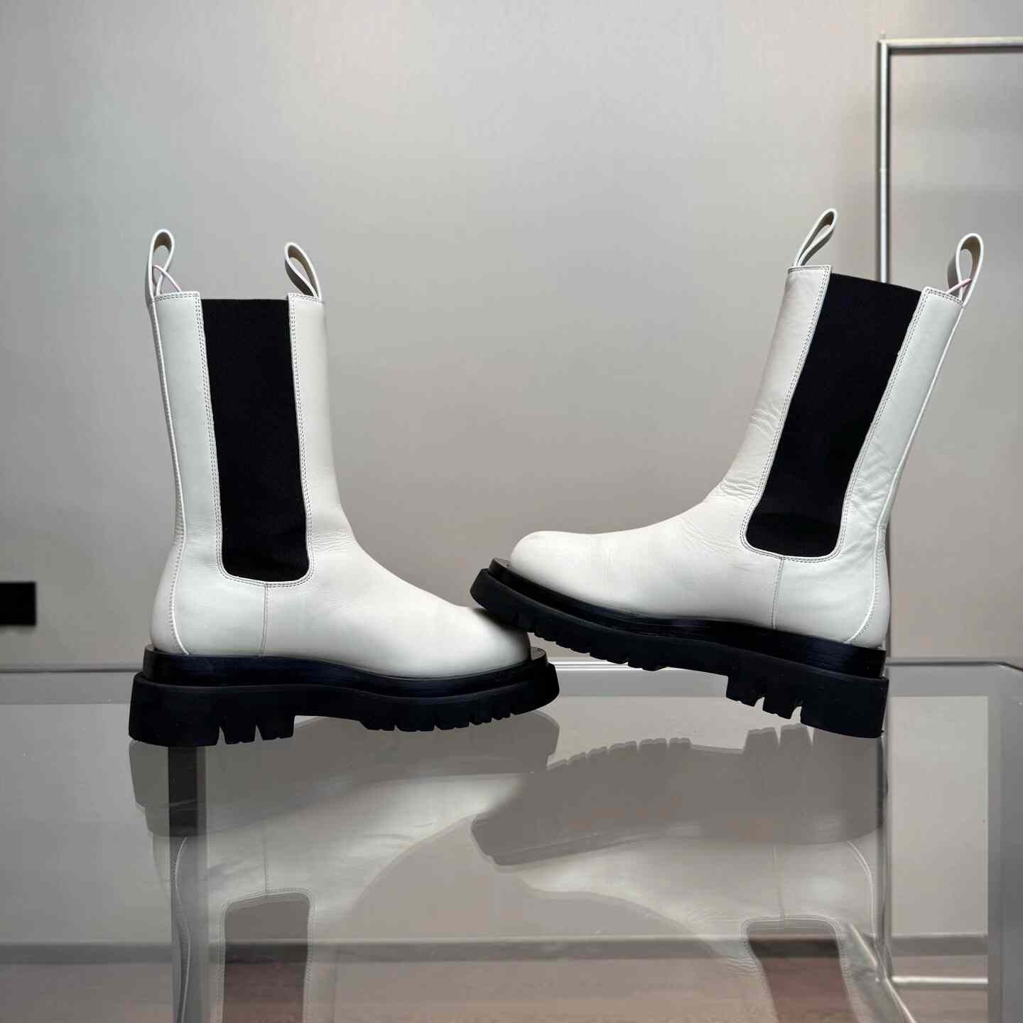 Bottega Veneta Bottega Veneta White Boots 36 Women Size US 6 / IT 36 - 6 Thumbnail