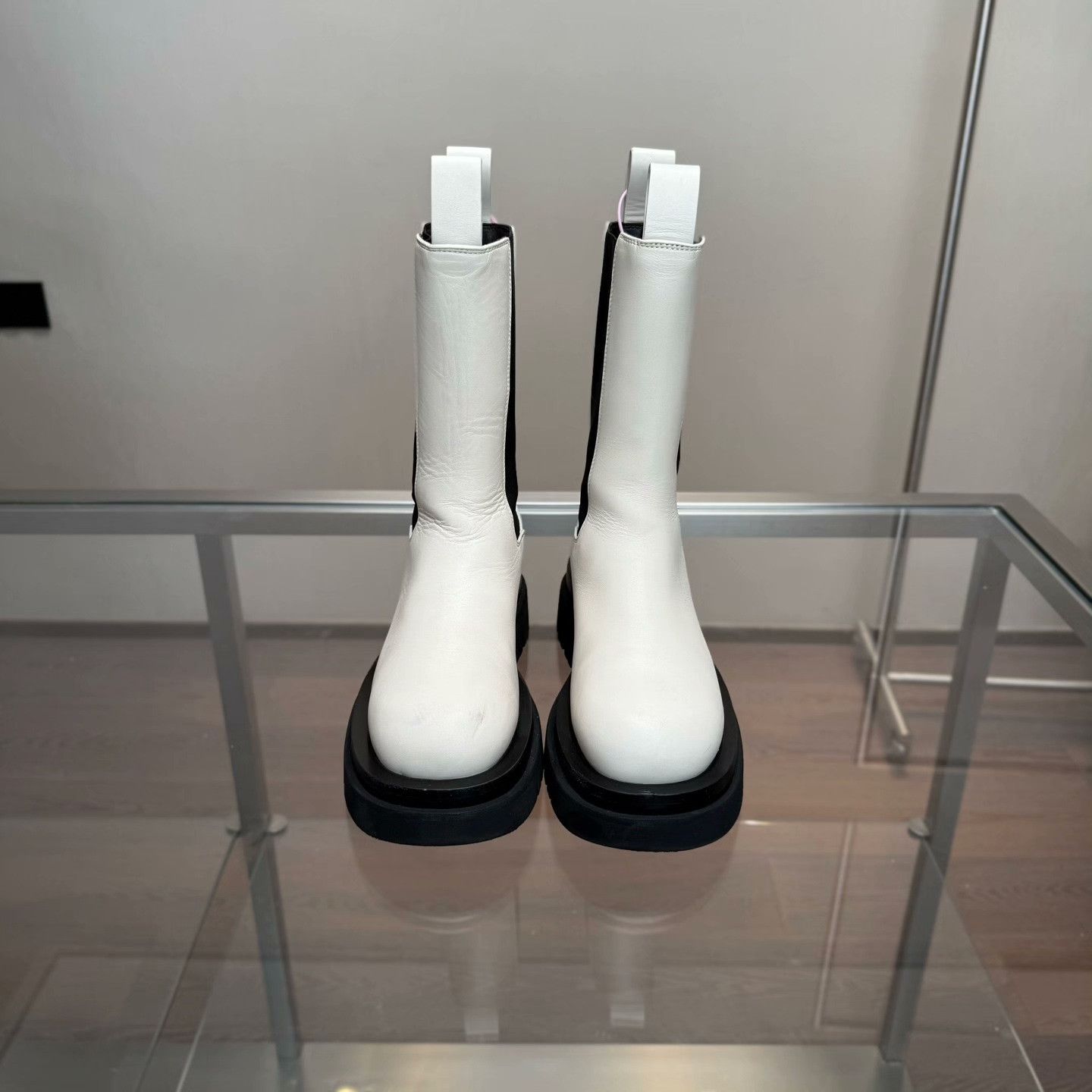 Bottega Veneta Bottega Veneta White Boots 36 Women Size US 6 / IT 36 - 3 Thumbnail